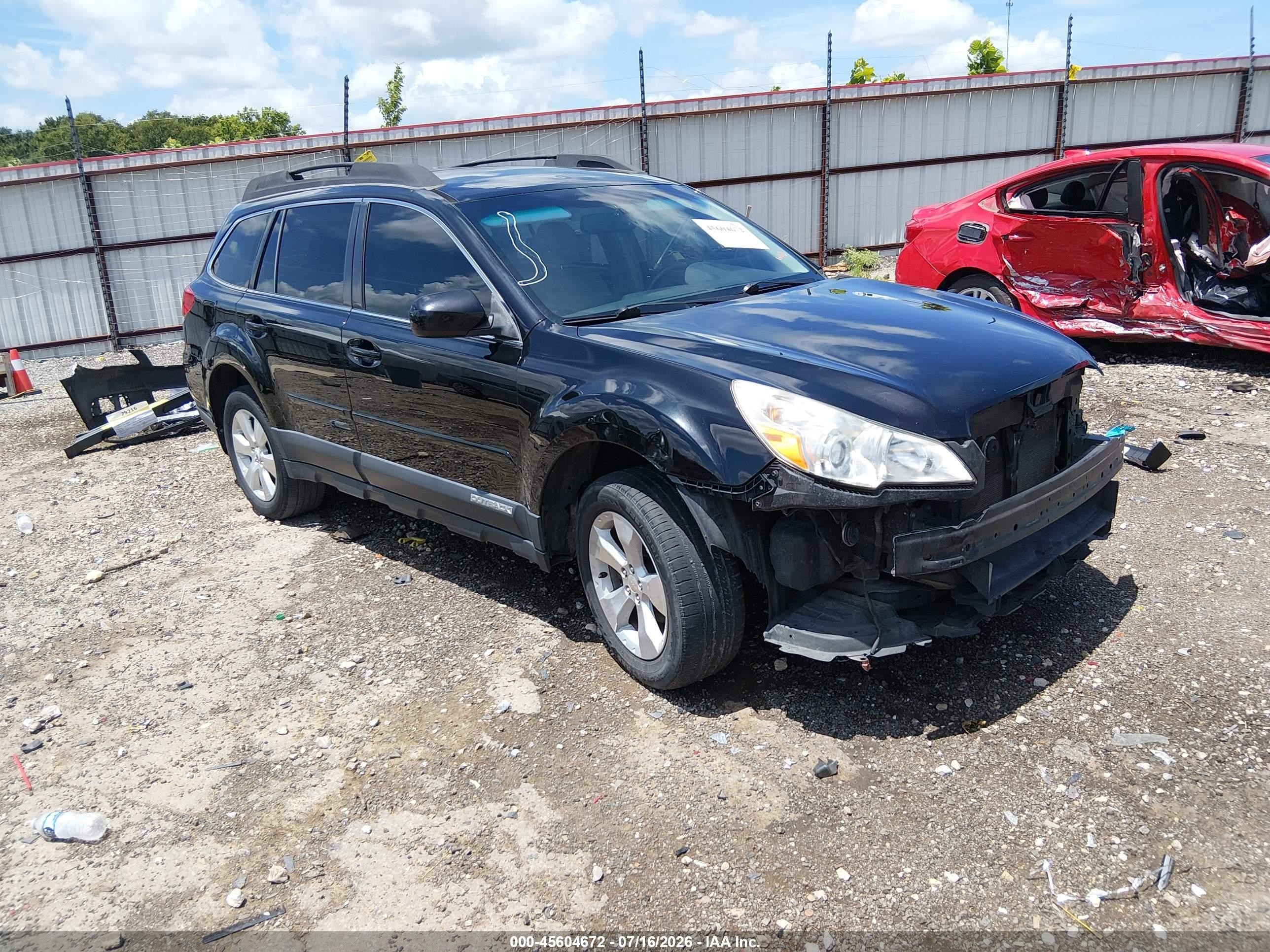 2012 Subaru Outback Prem, VIN 4S4BRCGC1C3233531 — Front end