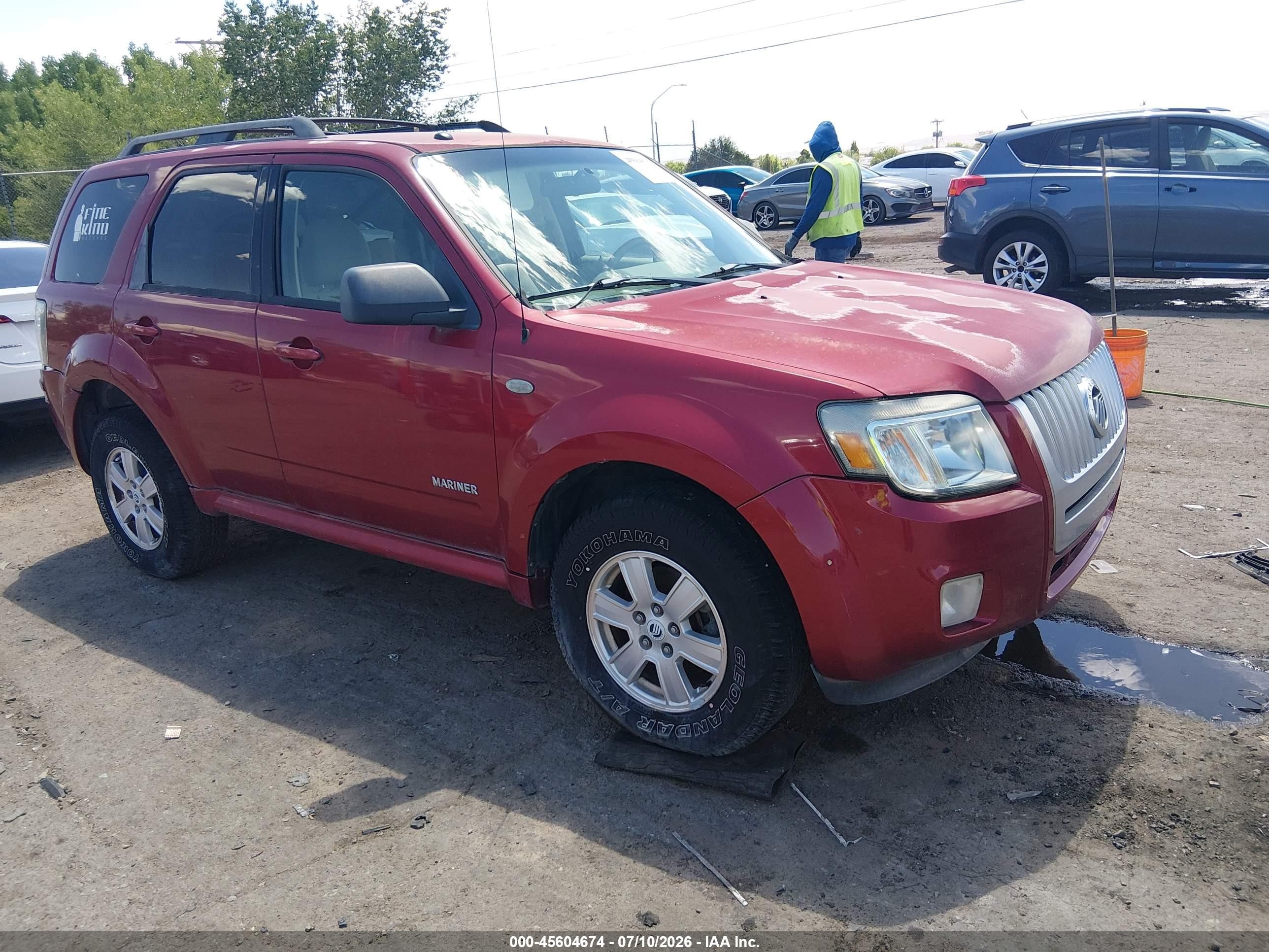 2008 Mercury Mariner, VIN 4M2CU911X8KJ20248 — Normal wear