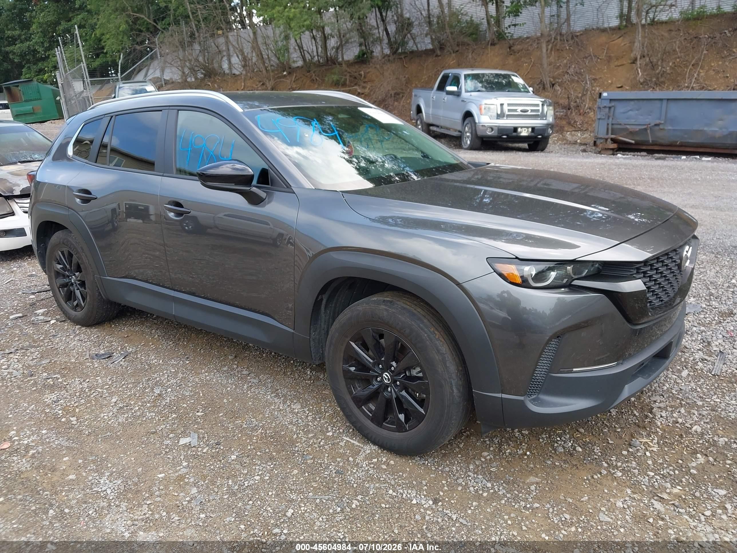 2025 Mazda CX-50 S Preferred, VIN 7MMVABBM4SN306011 — Бок