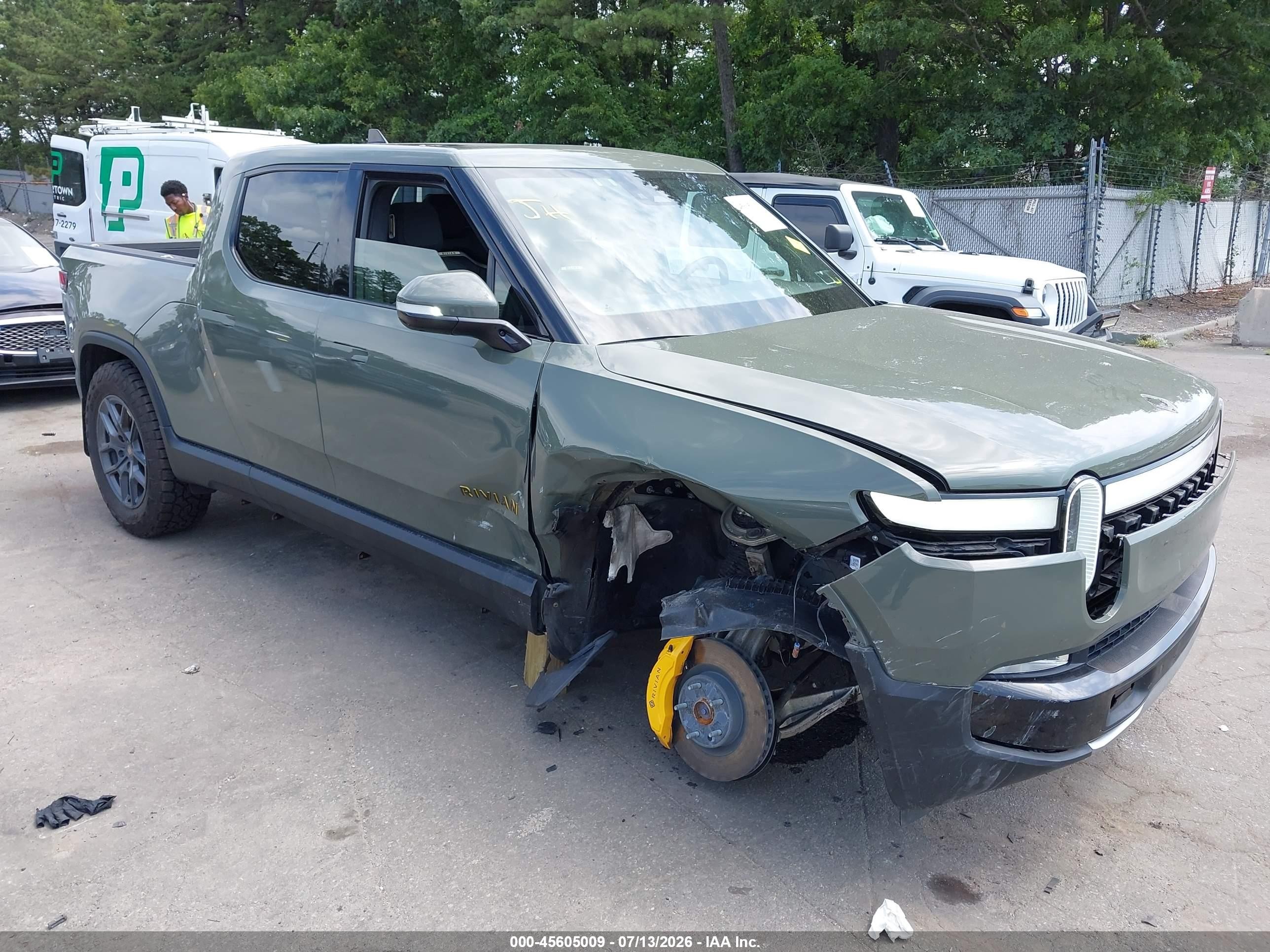 2022 Rivian R1T Launch Edition, VIN 7FCTGAAL9NN005547 — Side