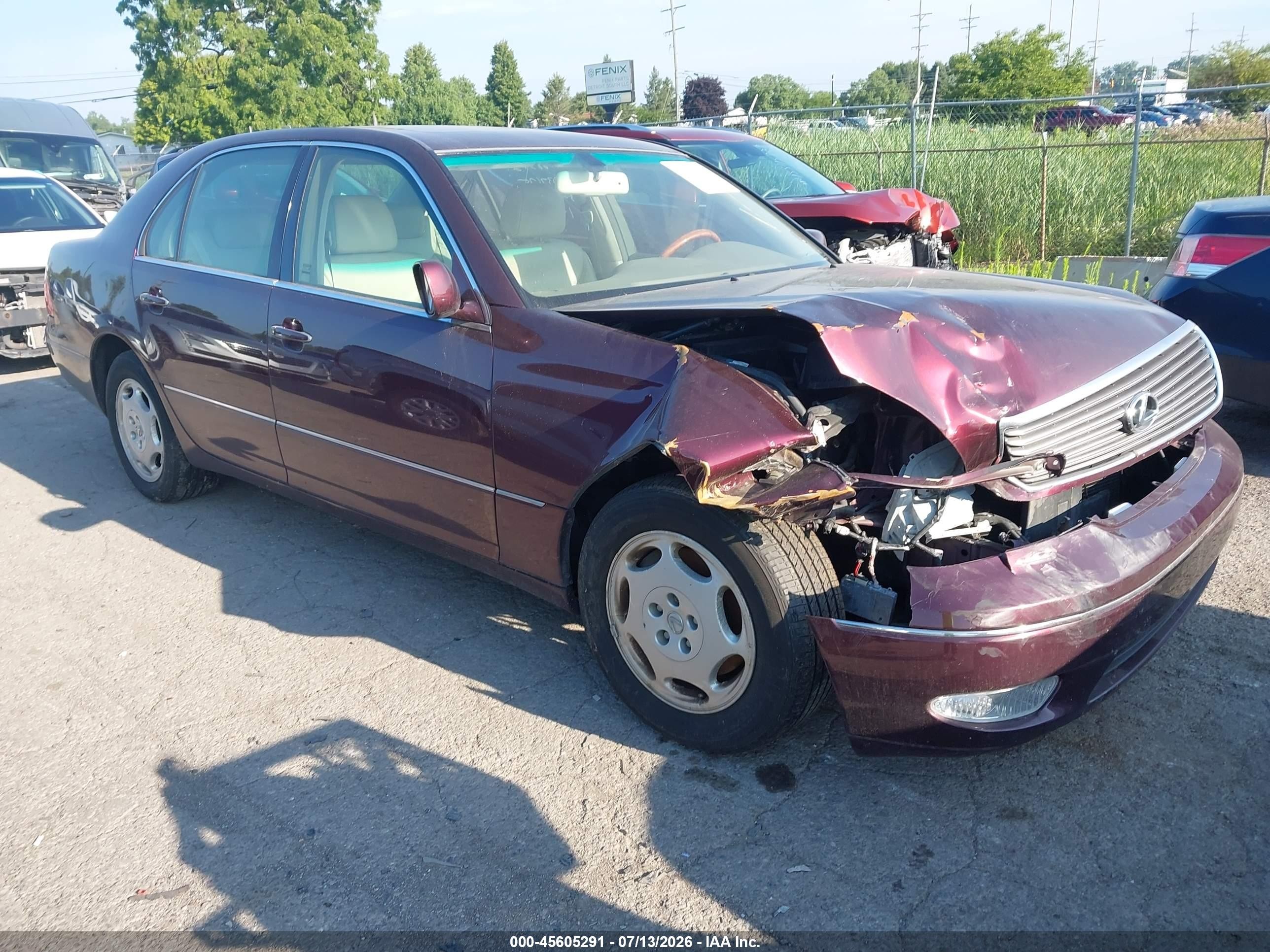 2001 Lexus LS 430, VIN JTHBN30F910037175 — Normal wear
