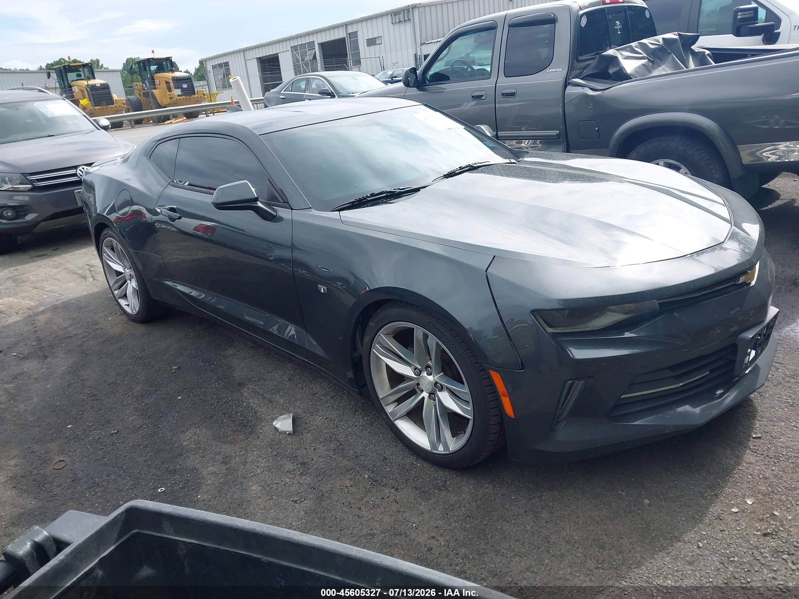 2016 Chevrolet Camaro 1LT, VIN 1G1FB1RS3G0174856 — Front end