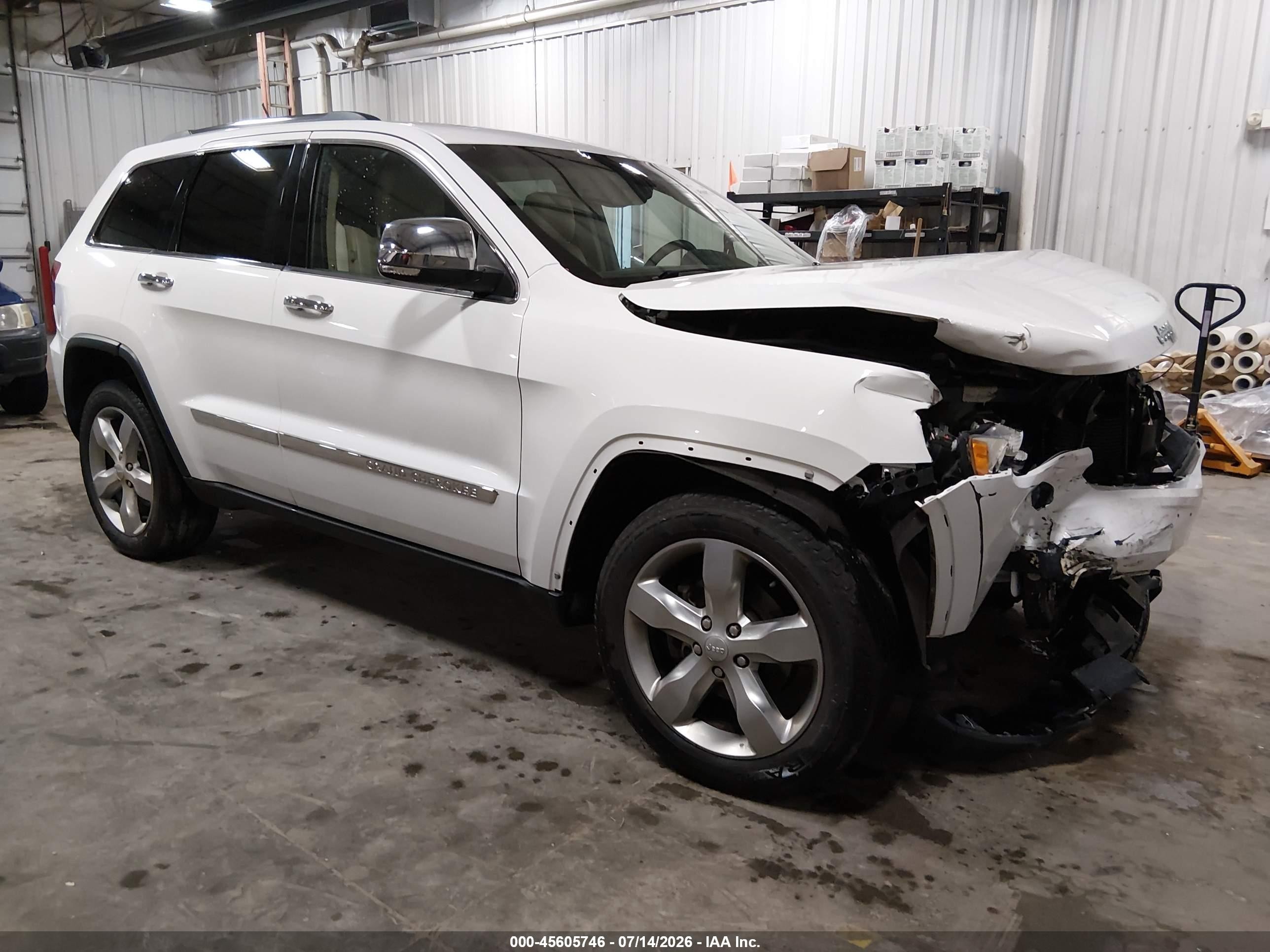 2013 Jeep Grand Cherokee Limited, VIN 1C4RJFBG5DC522998 — Front end