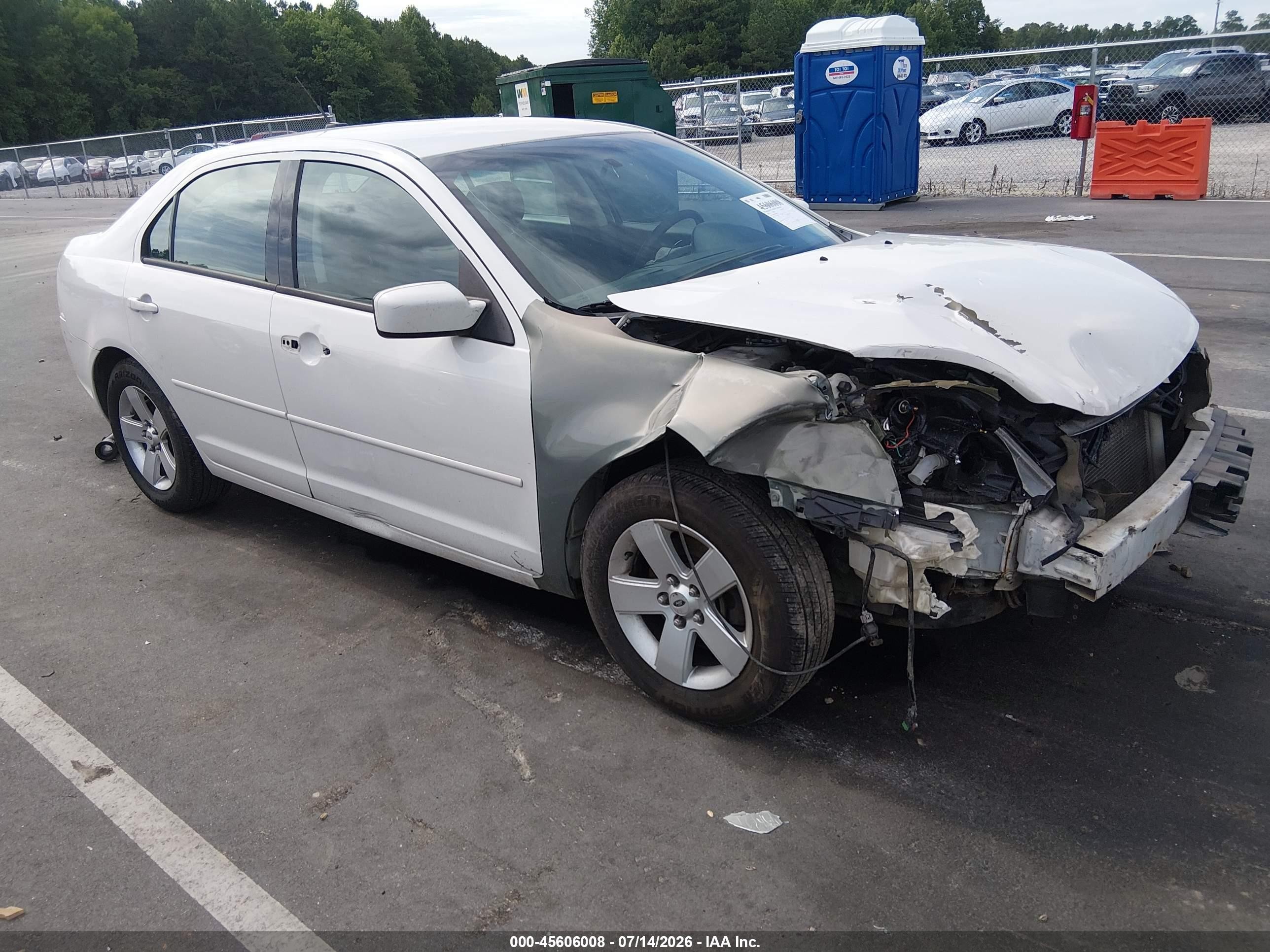 2008 Ford Fusion SE, VIN 3FAHP07Z98R207930 — Front end