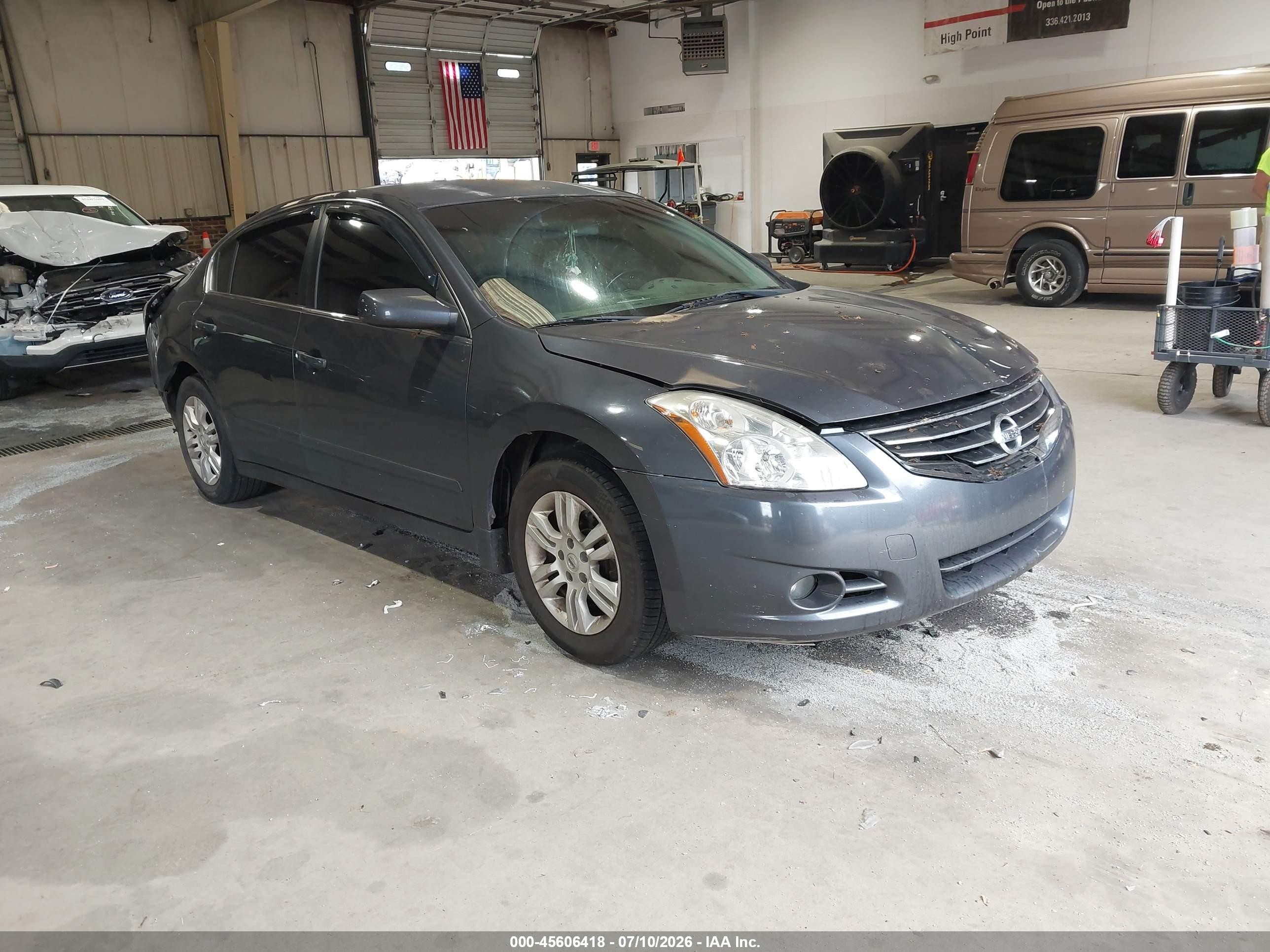 2012 Nissan Altima SL, VIN 1N4AL2AP2CN476265 — Front end
