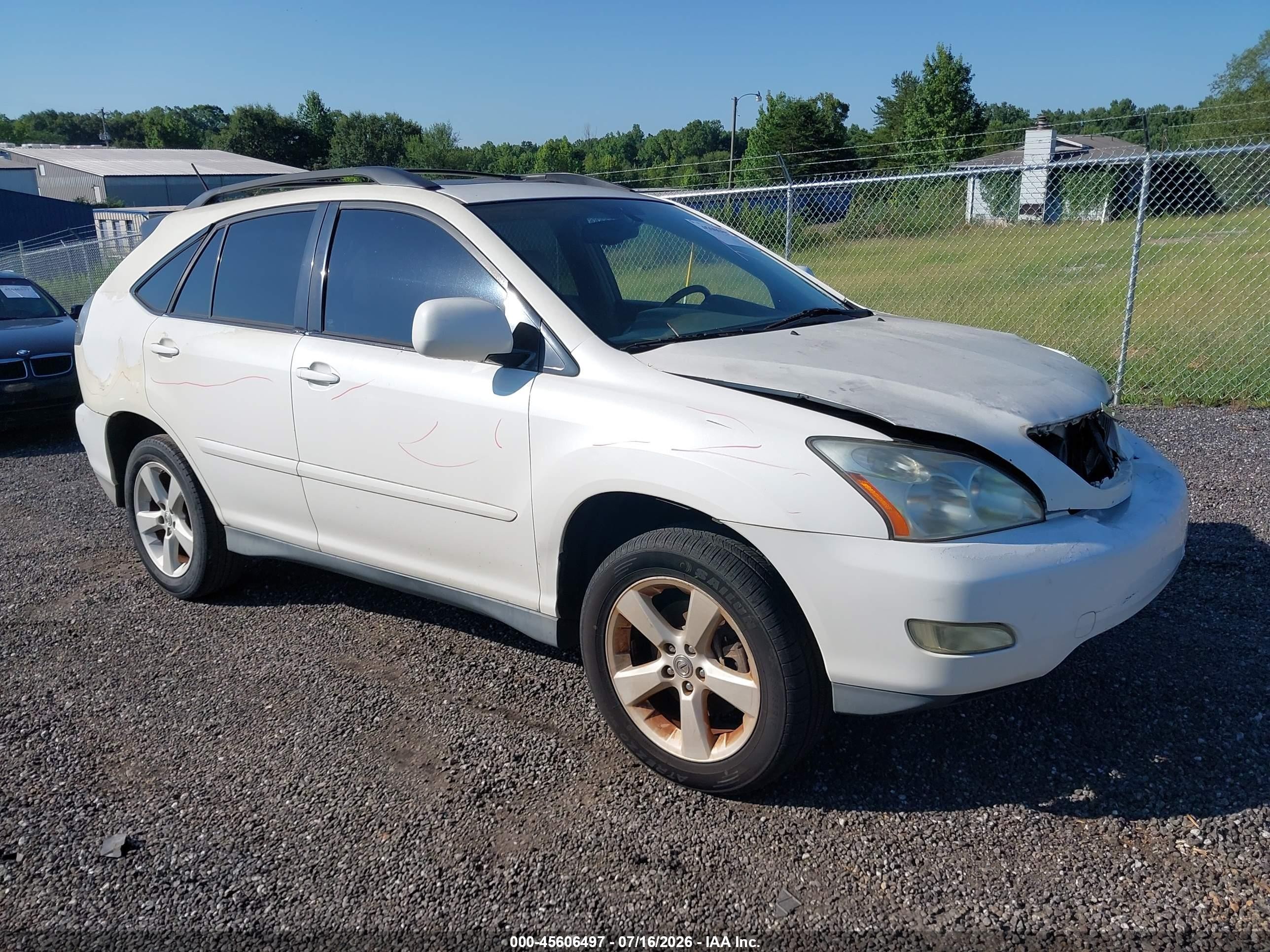 2005 Lexus RX 330, VIN 2T2GA31U95C019962 — Front end