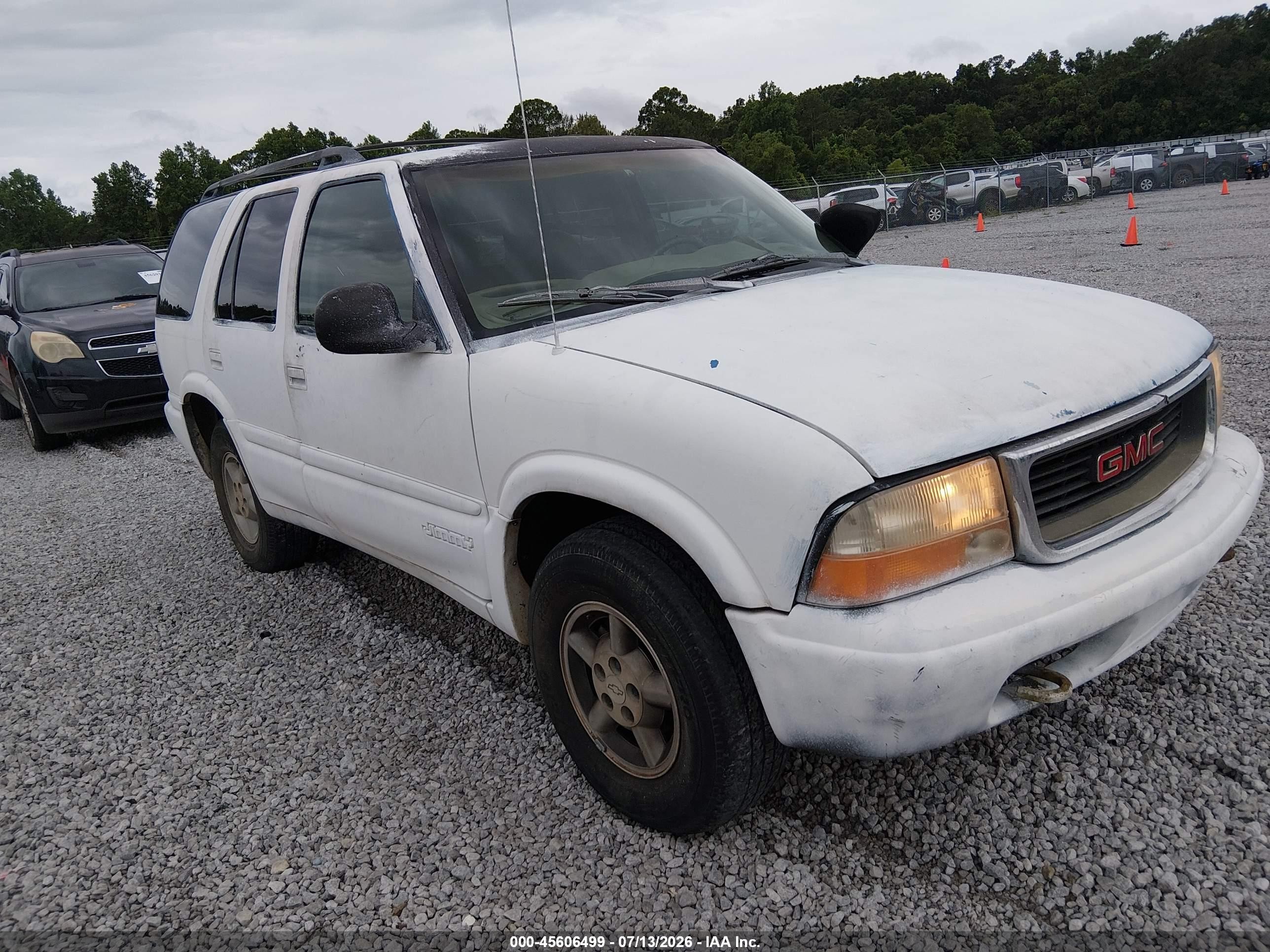 1998 GMC Jimmy SLT, VIN 1GKDT13W4W2539592 — Normal wear