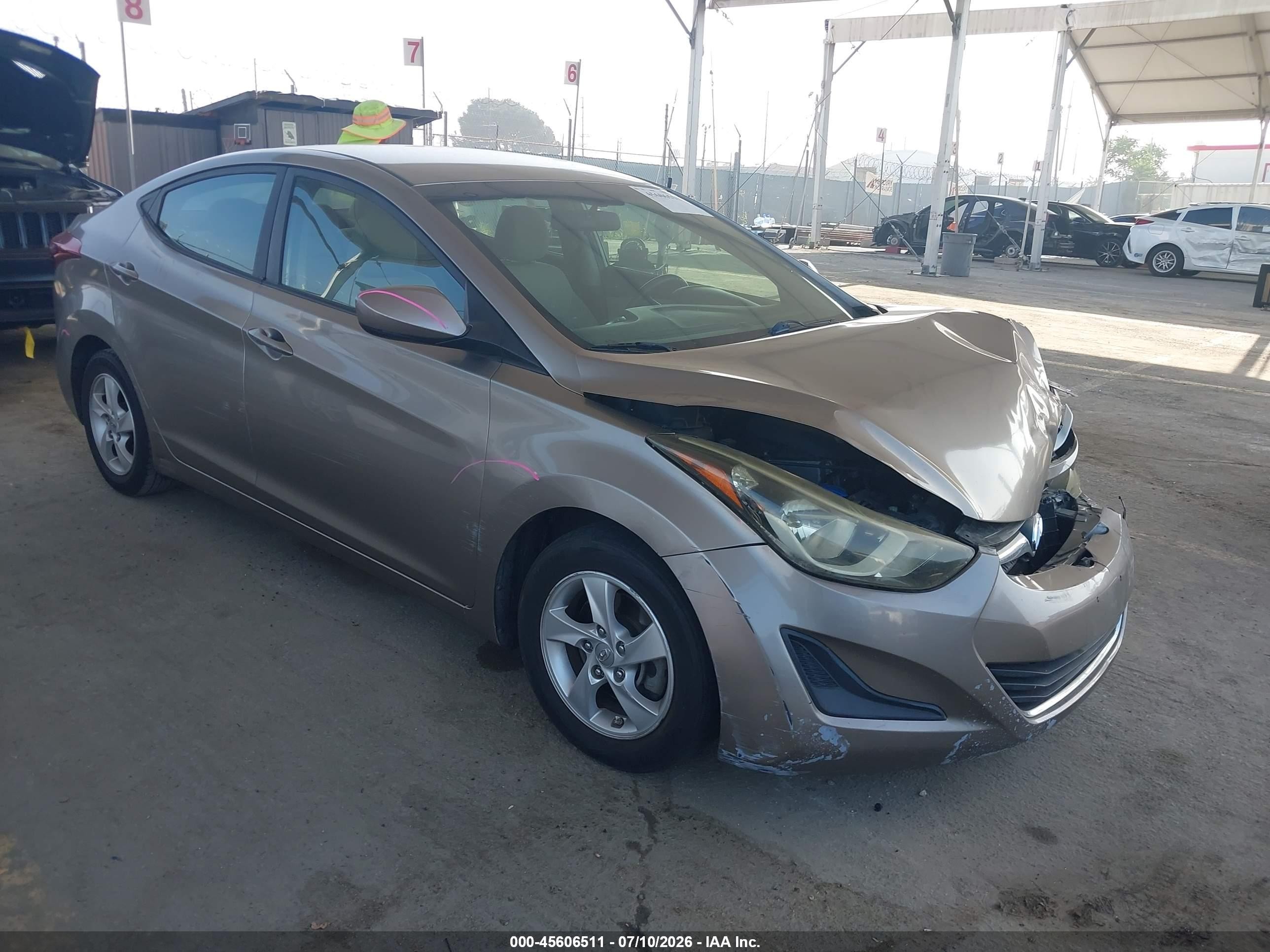 2014 Hyundai Elantra SE, VIN 5NPDH4AE1EH461956 — All over