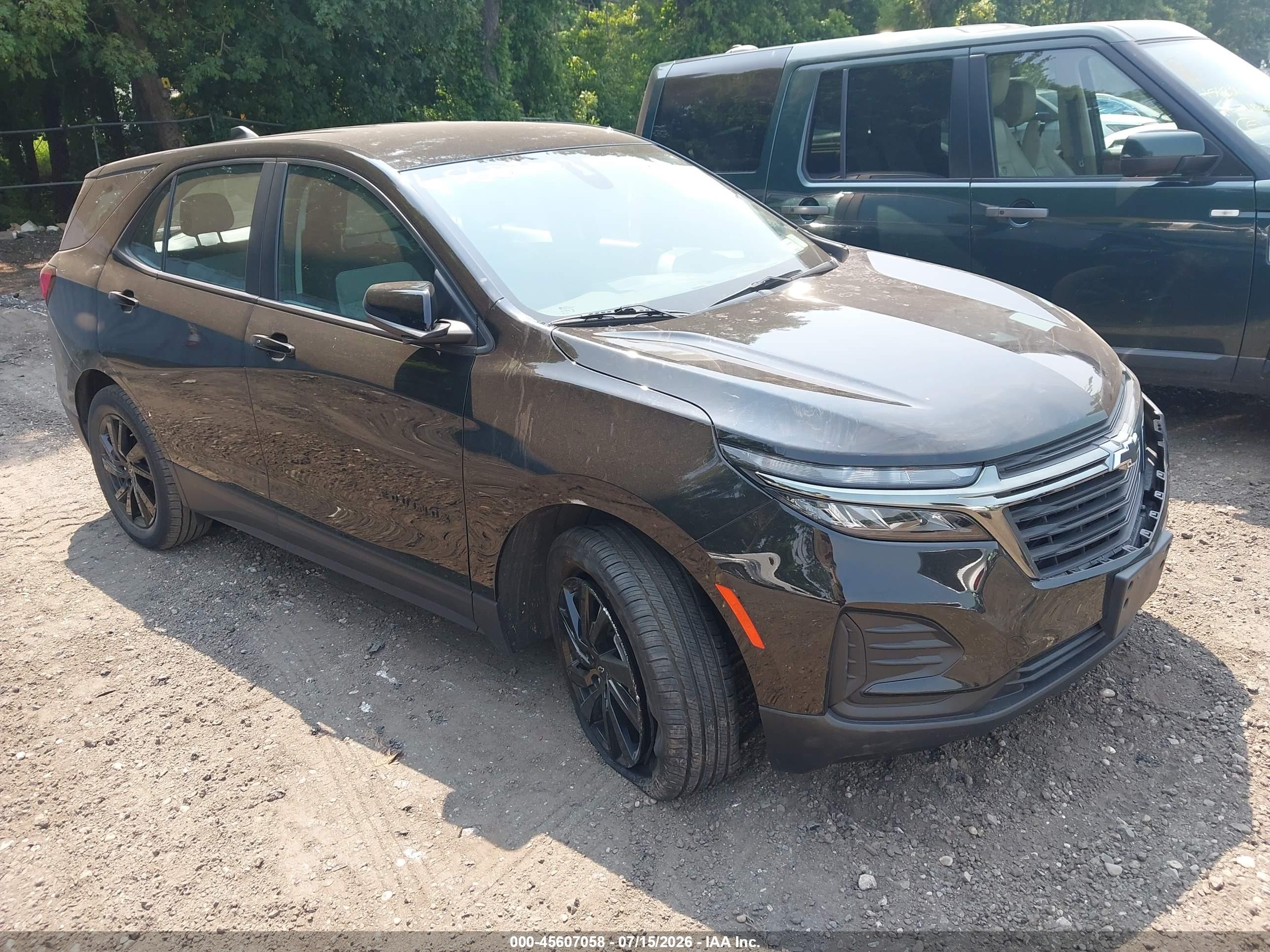2024 Chevrolet Equinox LS, VIN 3GNAXSEGXRL186526 — Front end