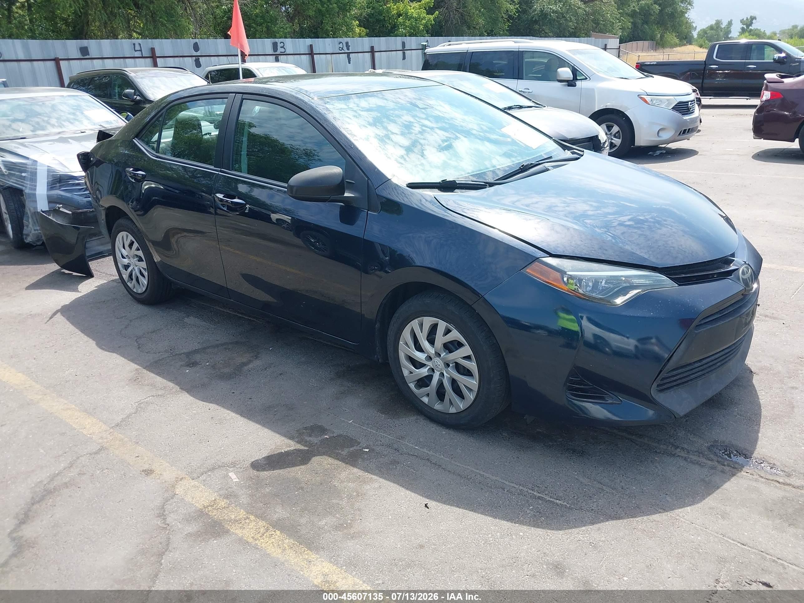 2018 Toyota Corolla LE, VIN 2T1BURHE2JC978511 — Rear end