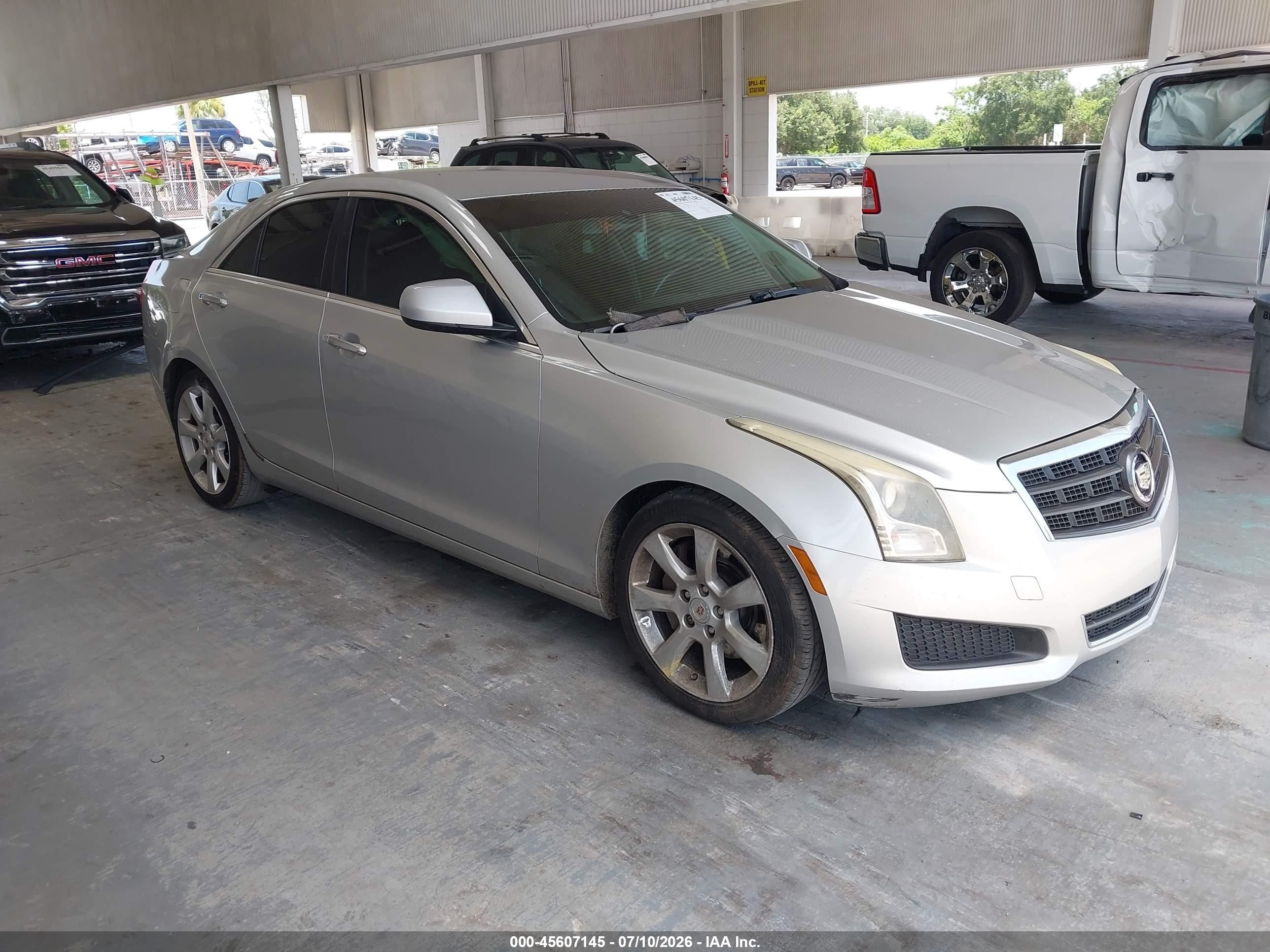 2014 Cadillac ATS Standard RWD, VIN 1G6AA5RX8E0109931 — Side