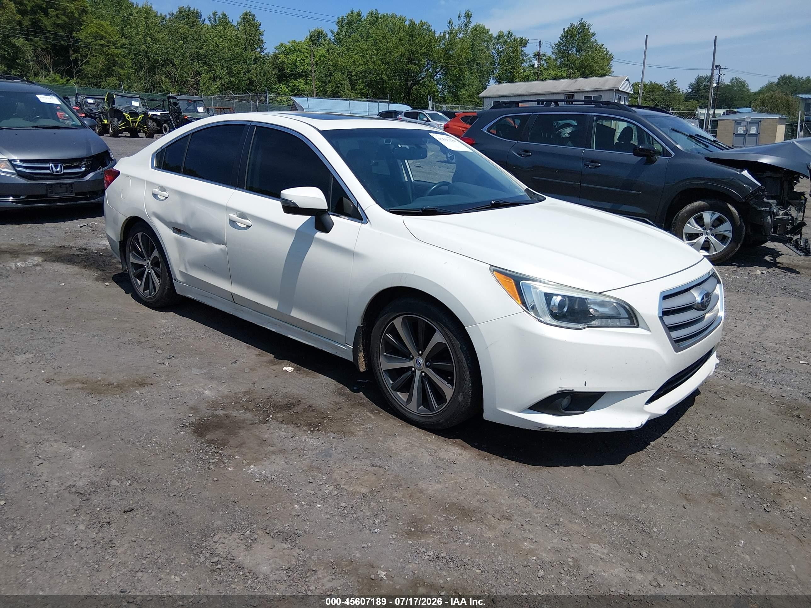 2015 Subaru Legacy Limited, VIN 4S3BNAN64F3034866 — Normal wear