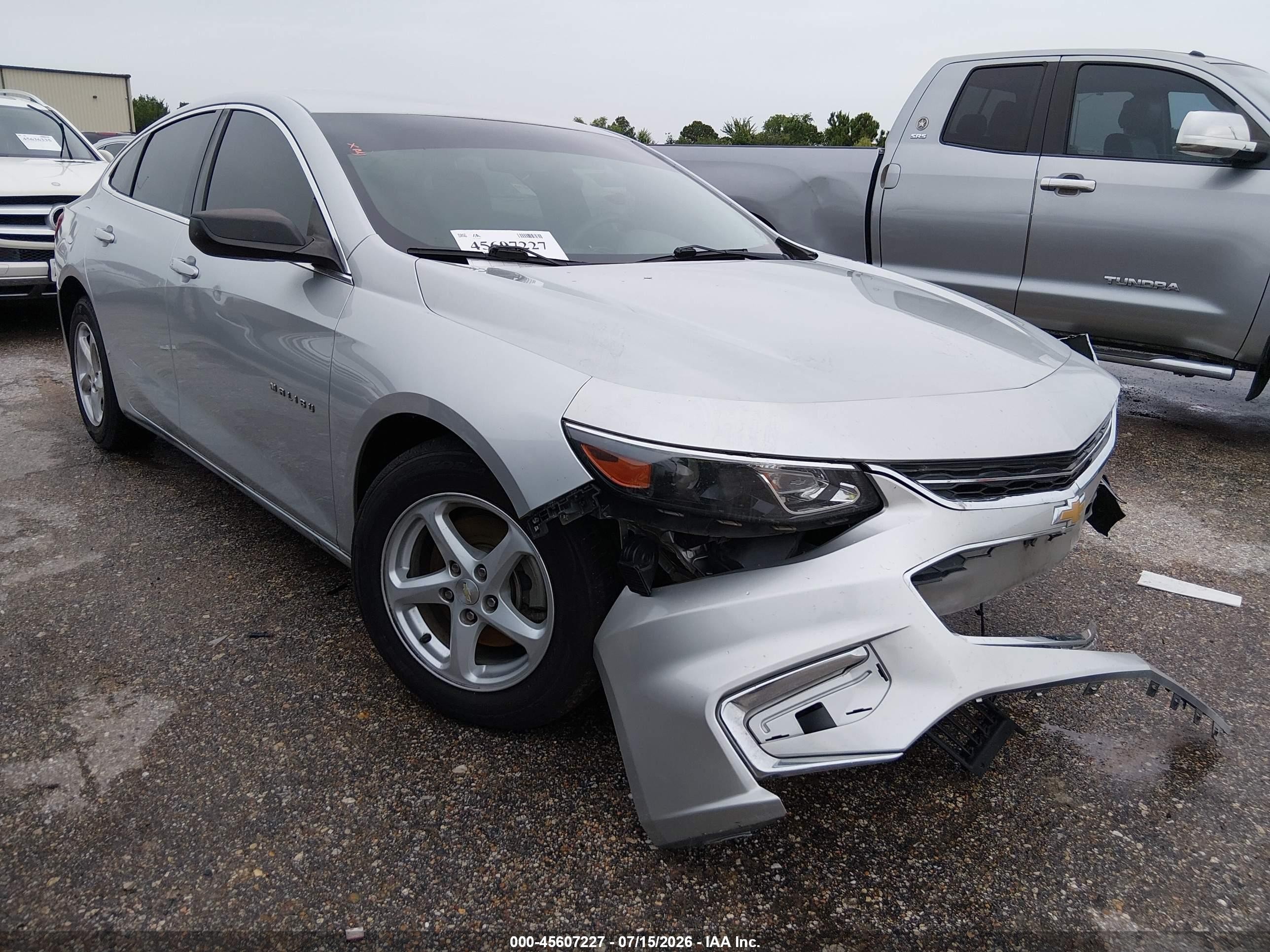 2017 Chevrolet Malibu LS, VIN 1G1ZB5ST6HF255579 — Обычный износ