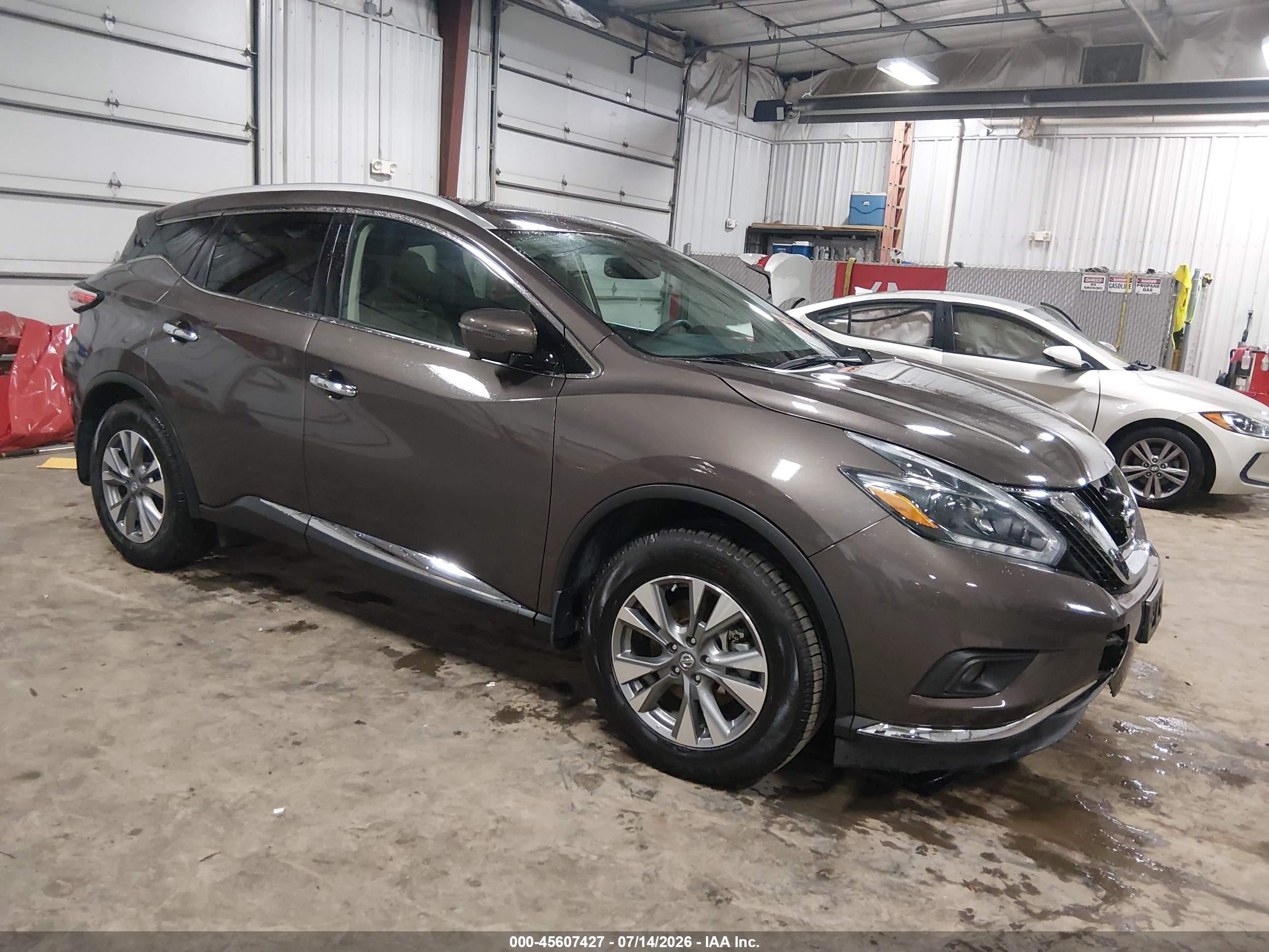 2018 Nissan Murano SV, VIN 5N1AZ2MH5JN193297 — Front end