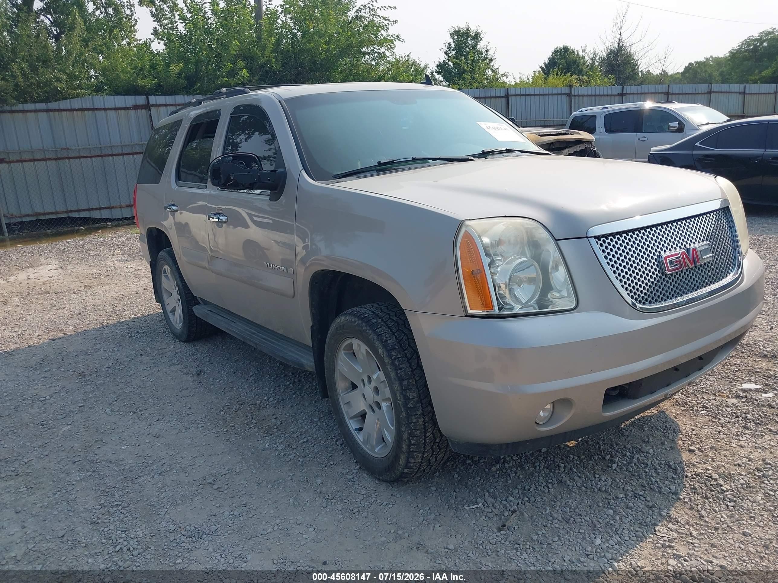2008 GMC Yukon SLT 4SA, VIN 1GKFK13068J125522 — Mechanical