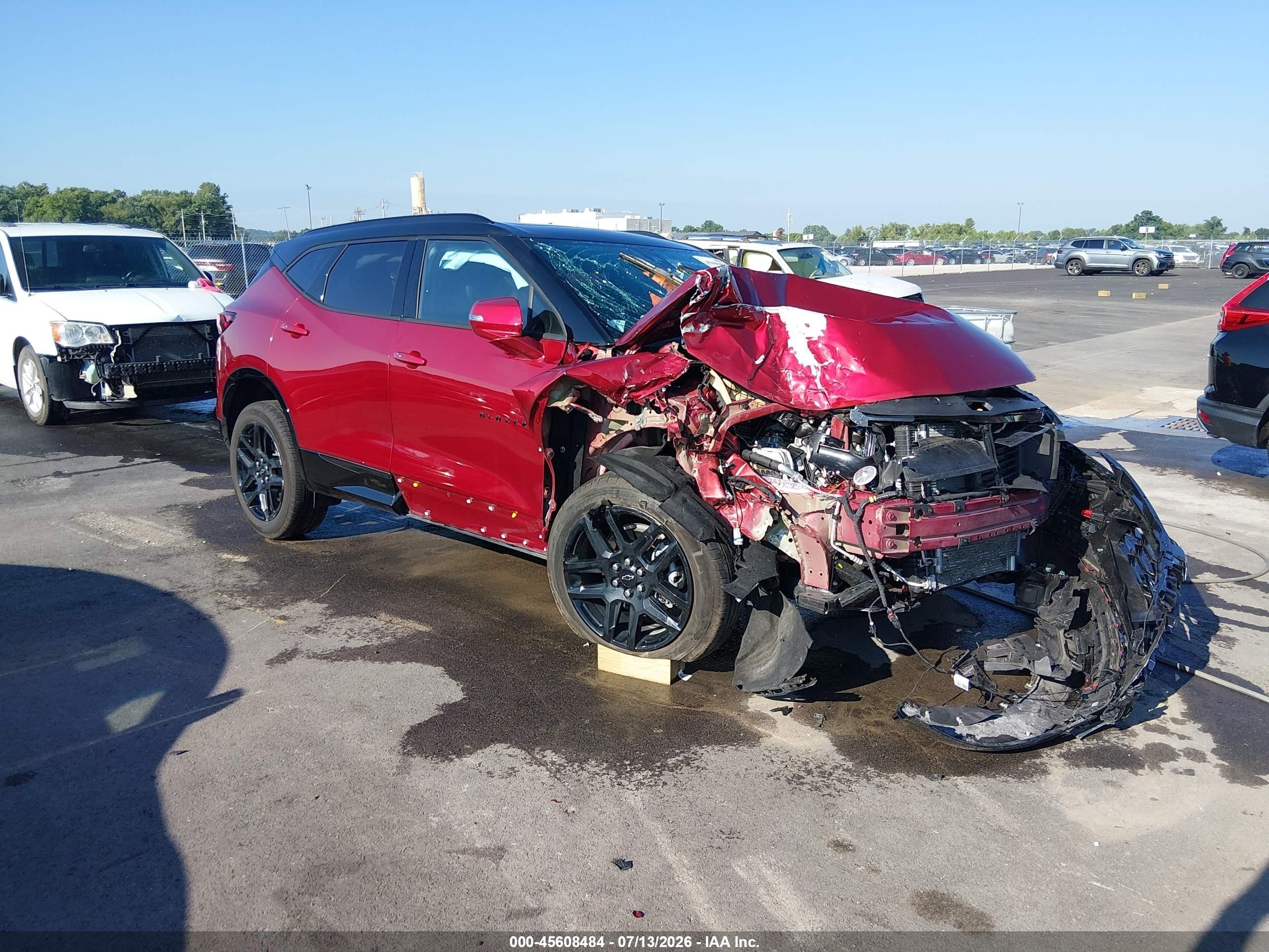2025 Chevrolet Blazer RS, VIN 3GNKBKRS3SS271480 — Перед