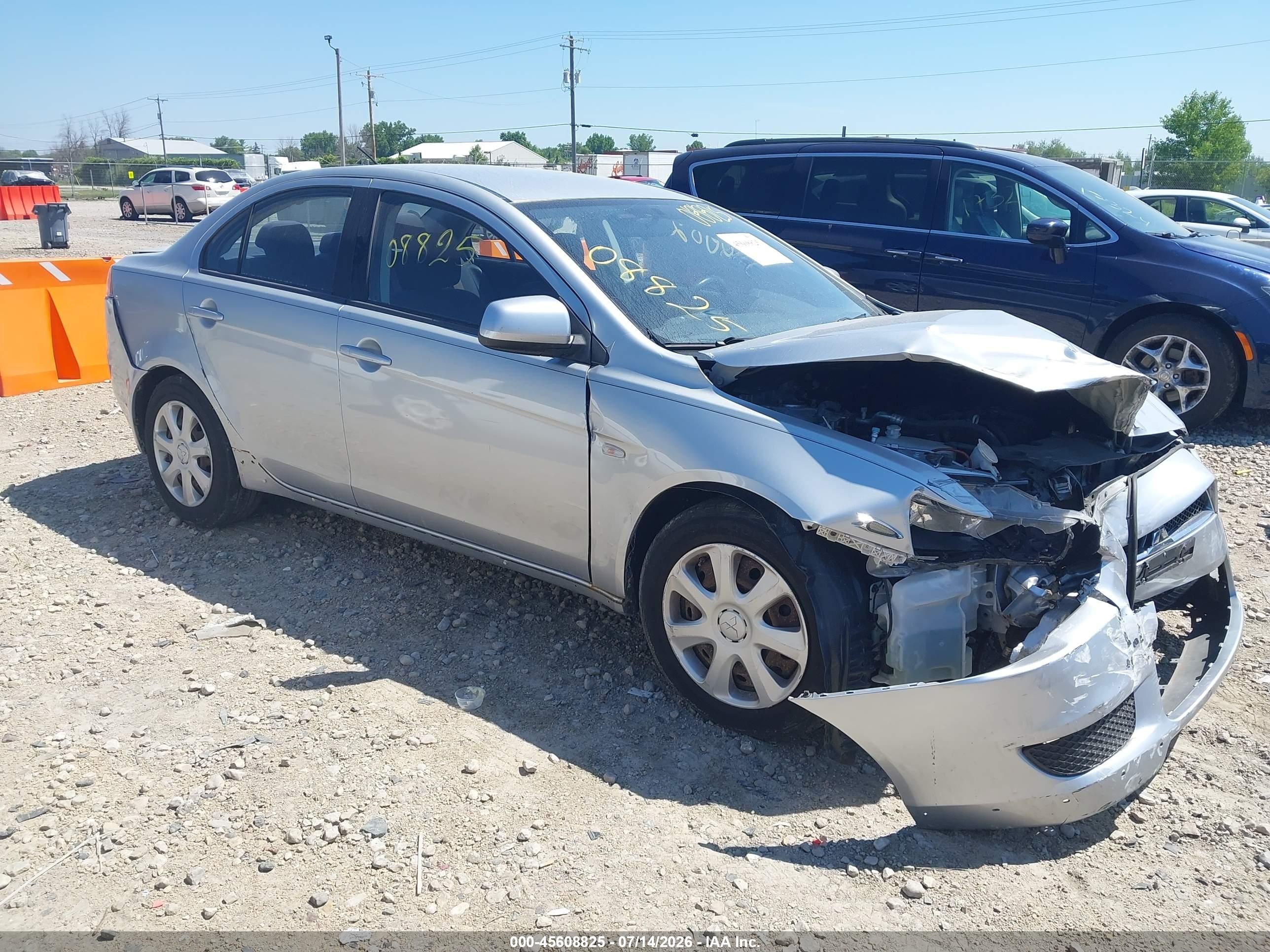 2014 Mitsubishi Lancer ES, VIN JA32U2FU6EU007701 — Front end