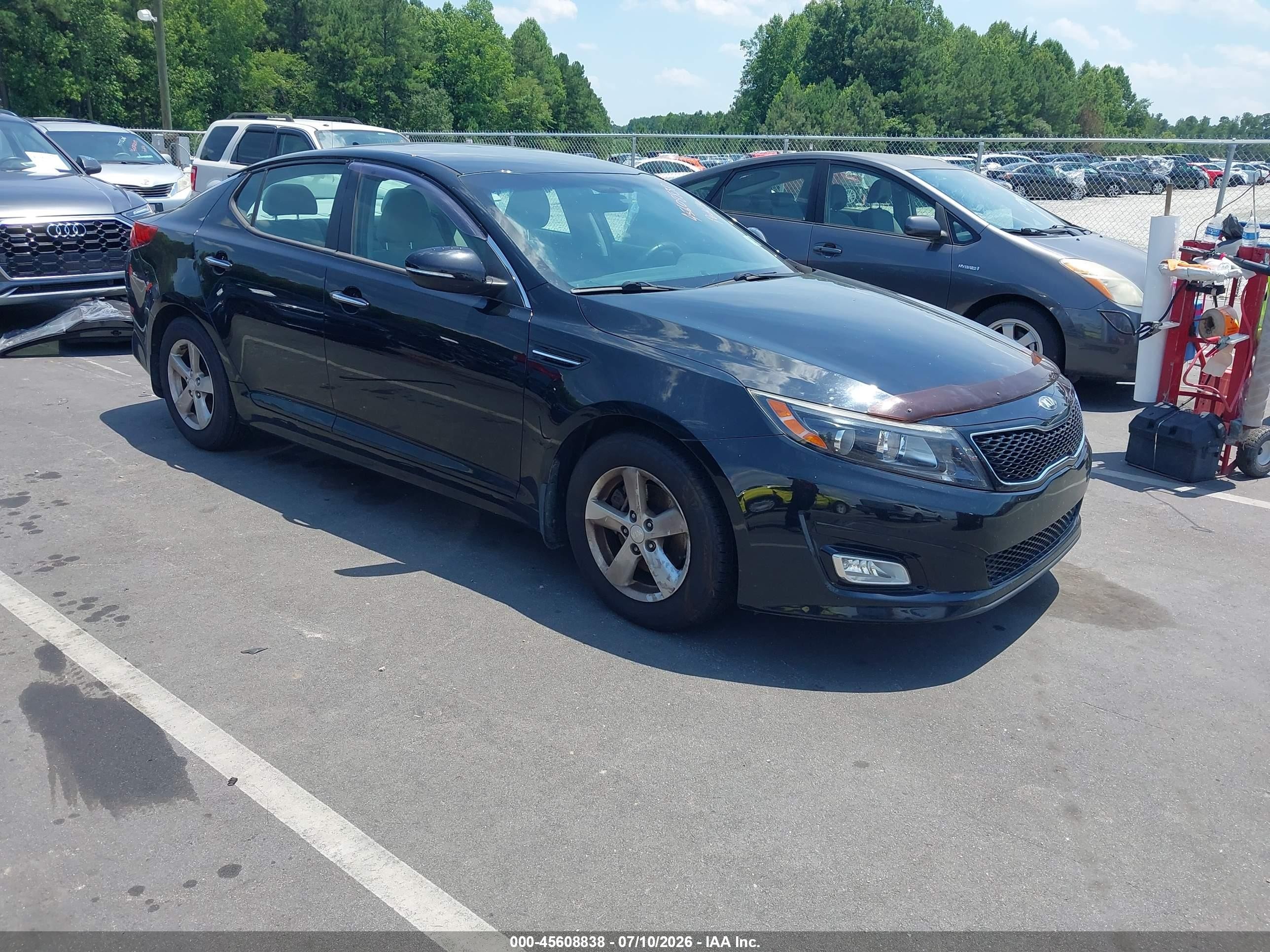 2015 Kia Optima LX, VIN 5XXGM4A75FG462454 — Normal wear