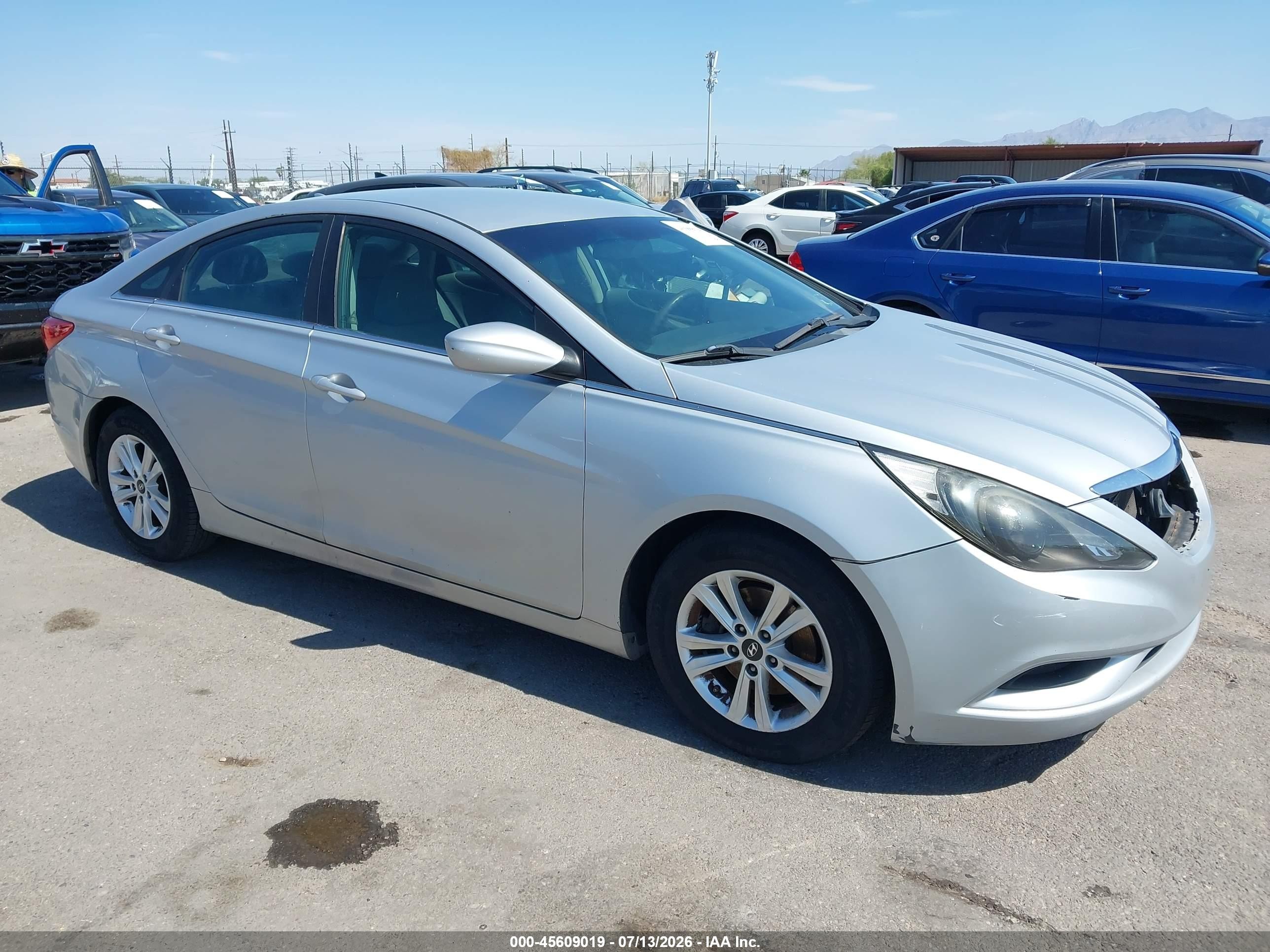 2012 Hyundai Sonata GLS, VIN 5NPEB4AC6CH344892 — Front end