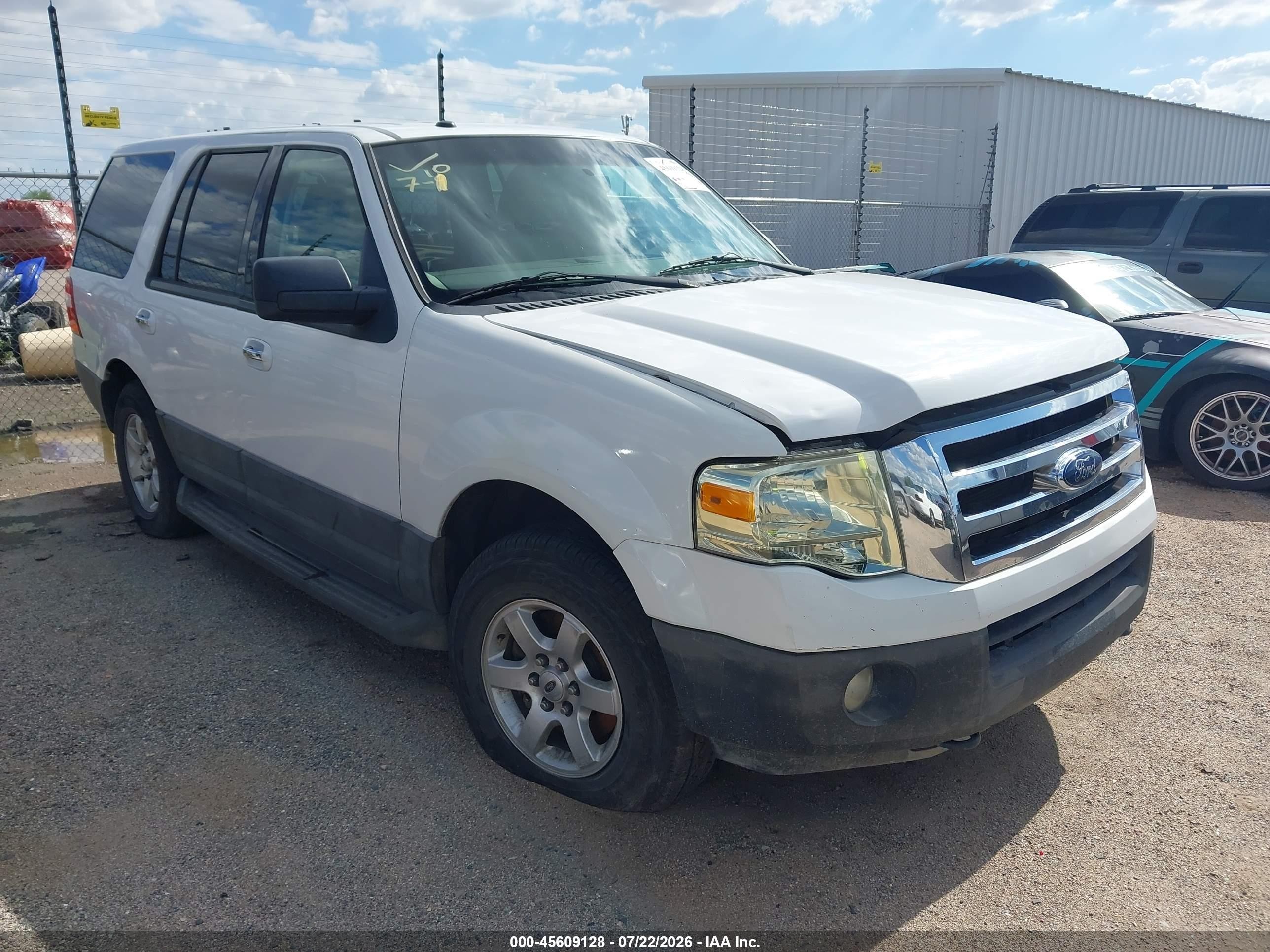 2012 Ford Expedition XL, VIN 1FMJU1G59CEF46170 — Normal wear