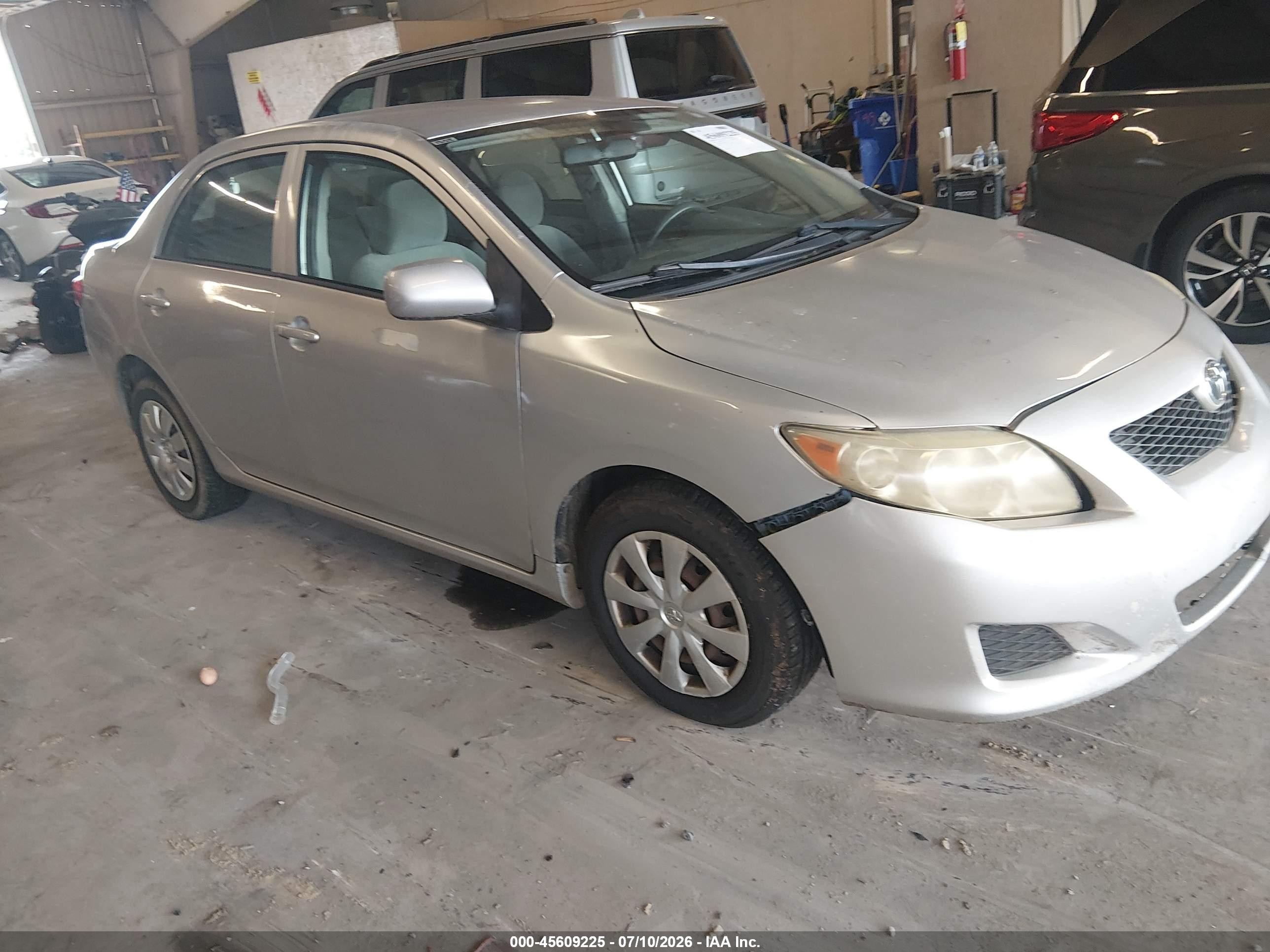 2009 Toyota Corolla LE, VIN JTDBL40EX99056197 — Normal wear