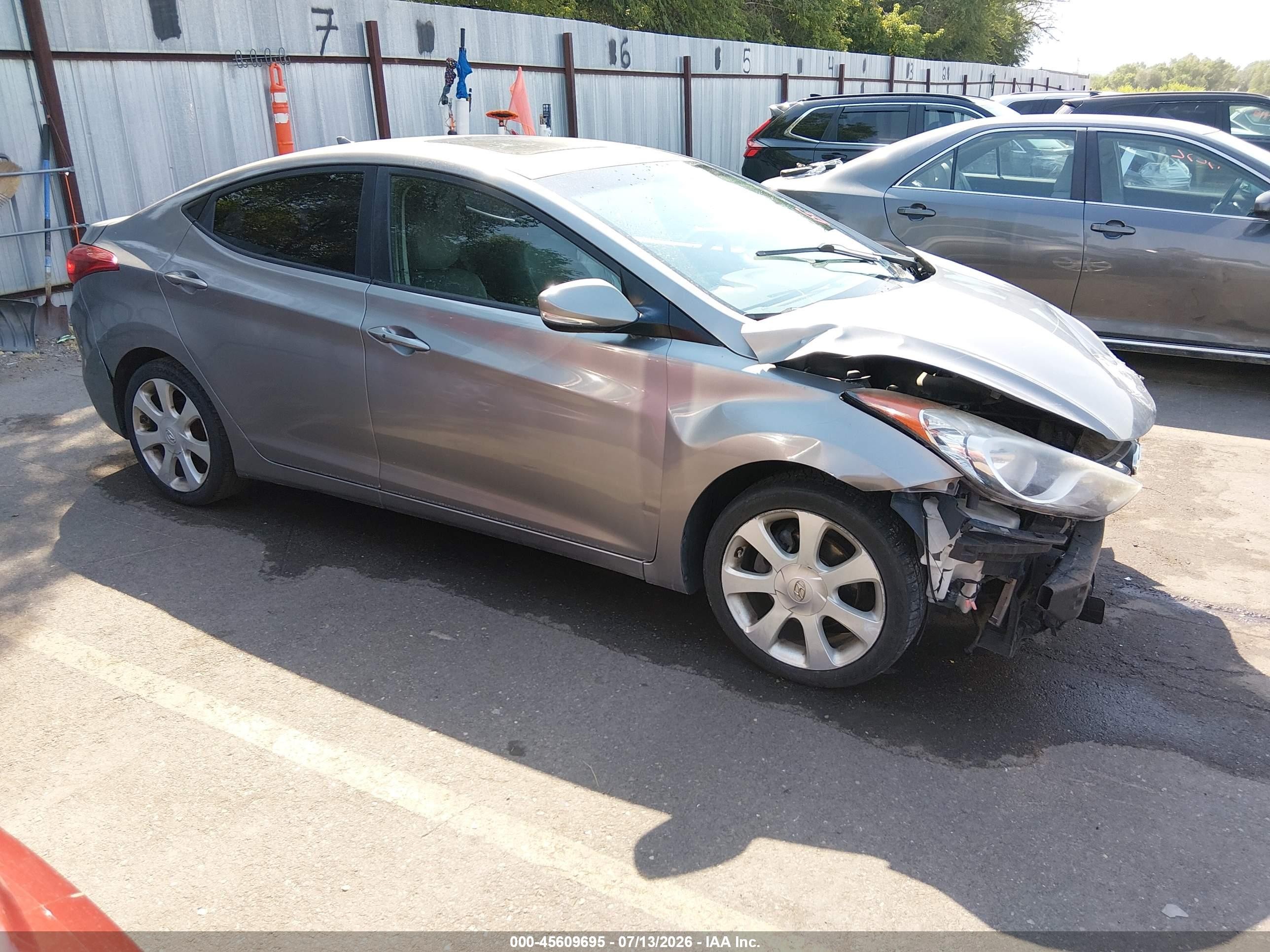 2011 Hyundai Elantra Limited, VIN KMHDH4AE1BU098748 — Front end