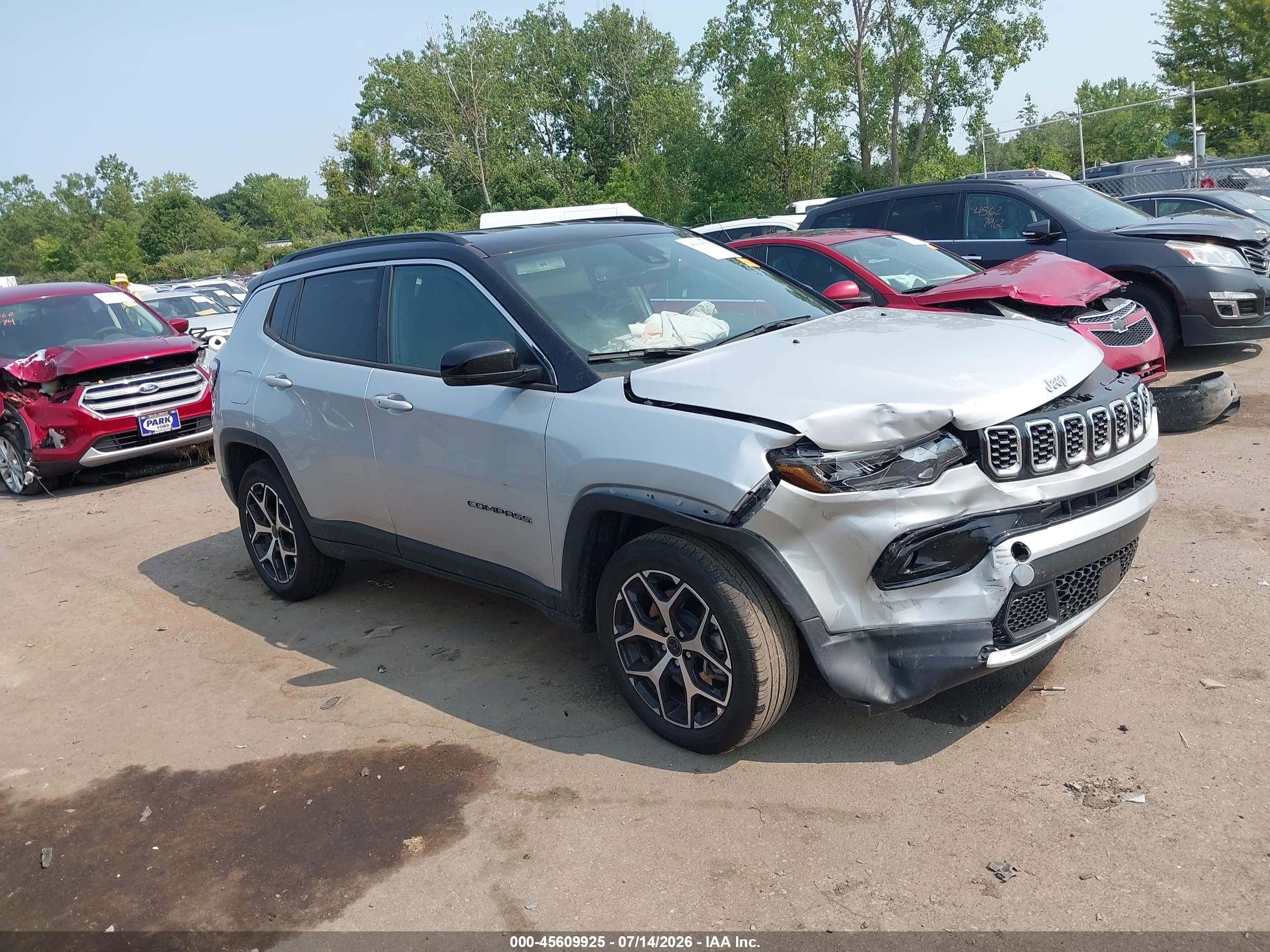 2025 Jeep Compass Limited, VIN 3C4NJDCN5ST506723 — Front end