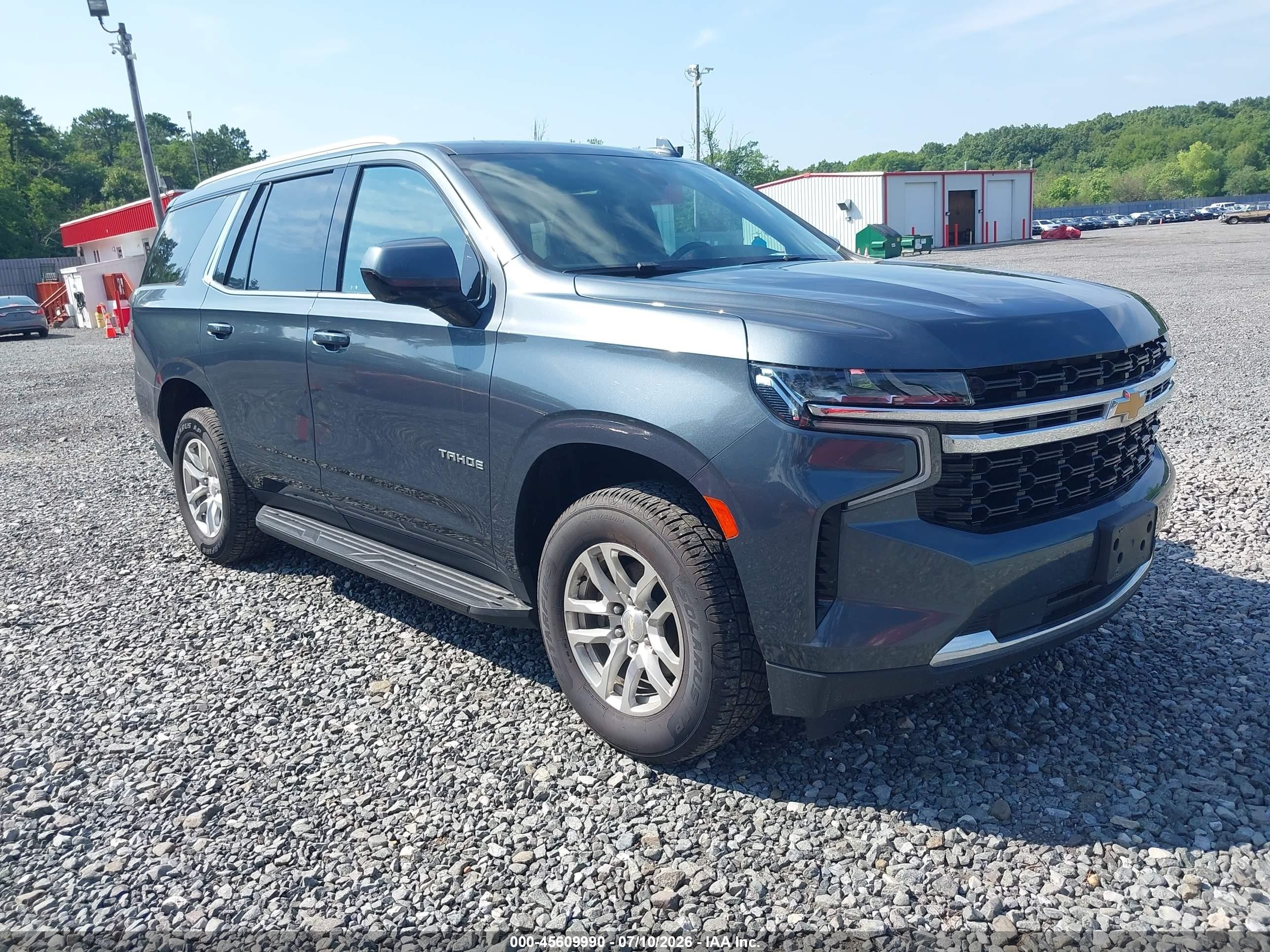 2021 Chevrolet Tahoe LS, VIN 1GNSCMED7MR302512 — Normal wear