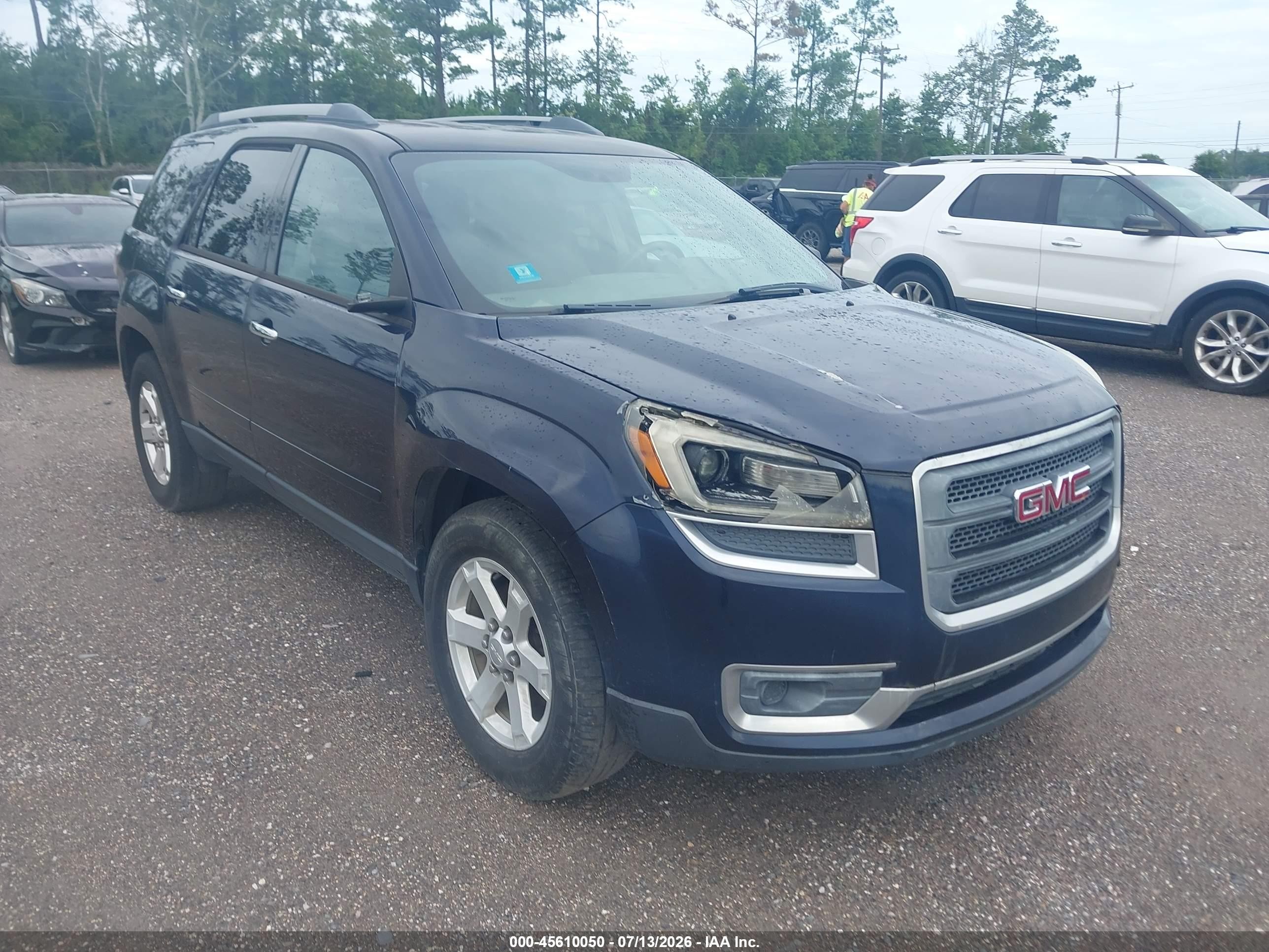 2016 GMC Acadia SLE, VIN 1GKKRNED8GJ139051 — Перед