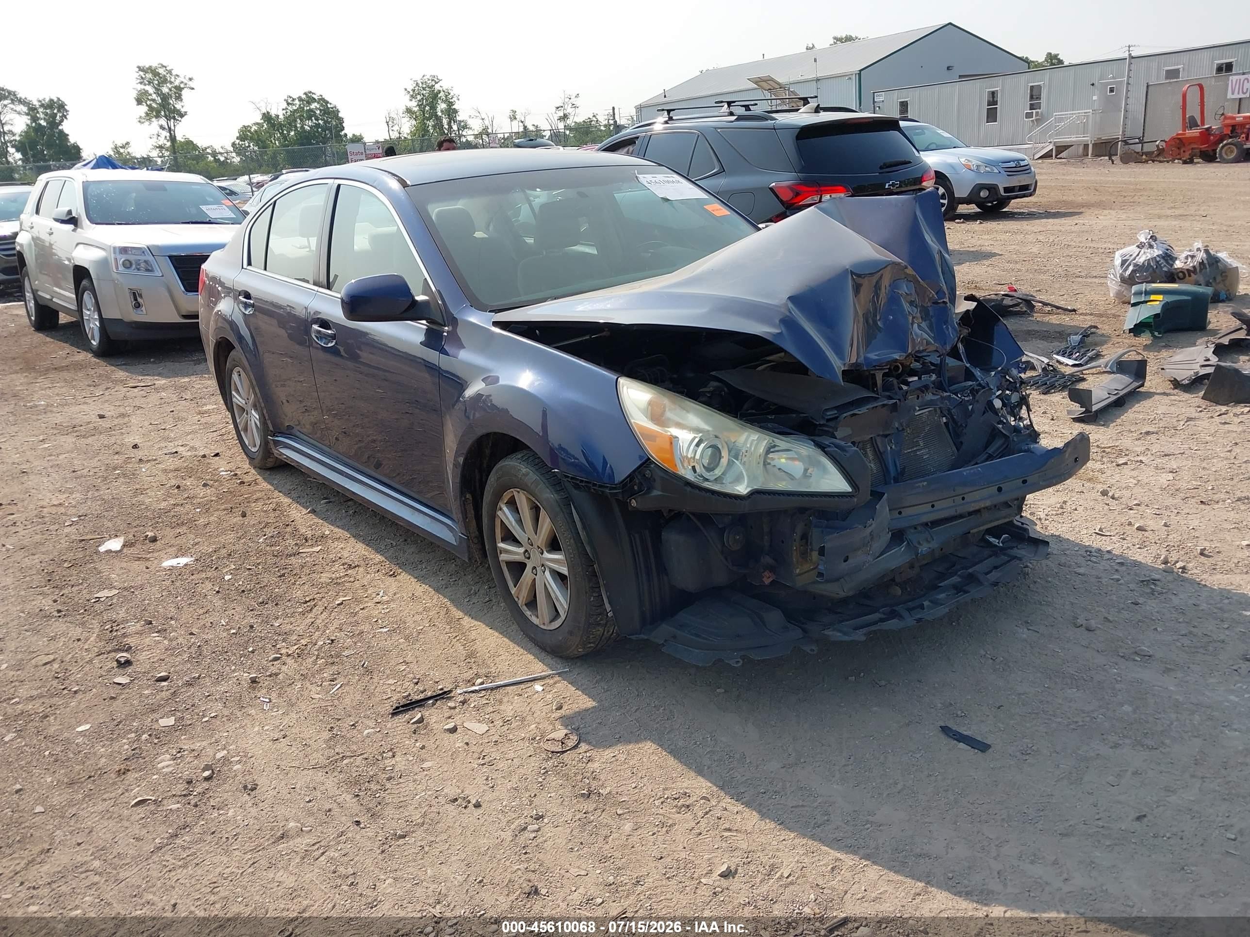 2010 Subaru Legacy Premium All-Weather Anniversary, VIN 4S3BMCG66A3215536 — Перед