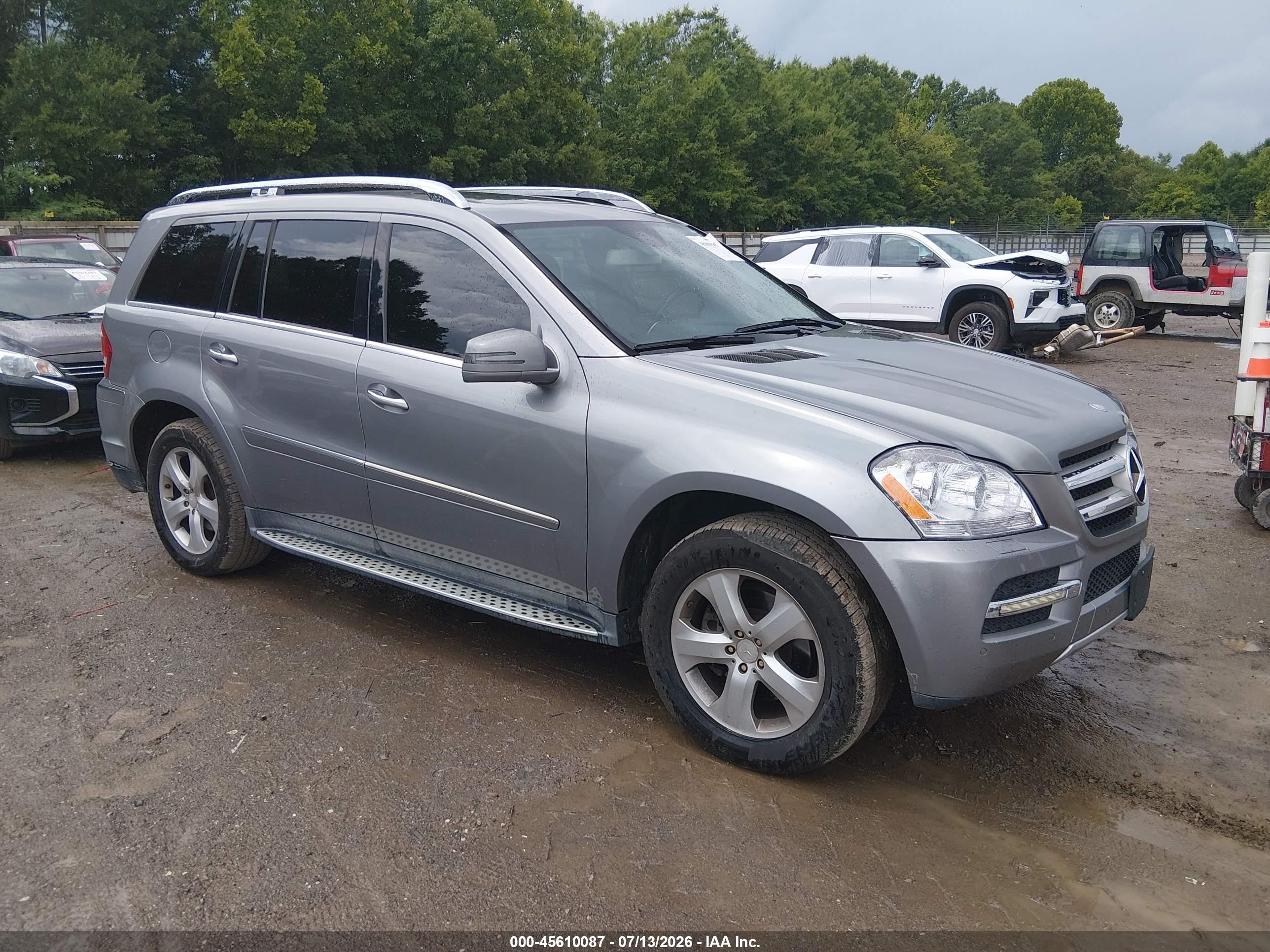 2012 Mercedes-Benz GL 450, VIN 4JGBF7BE0CA766457 — Rear end