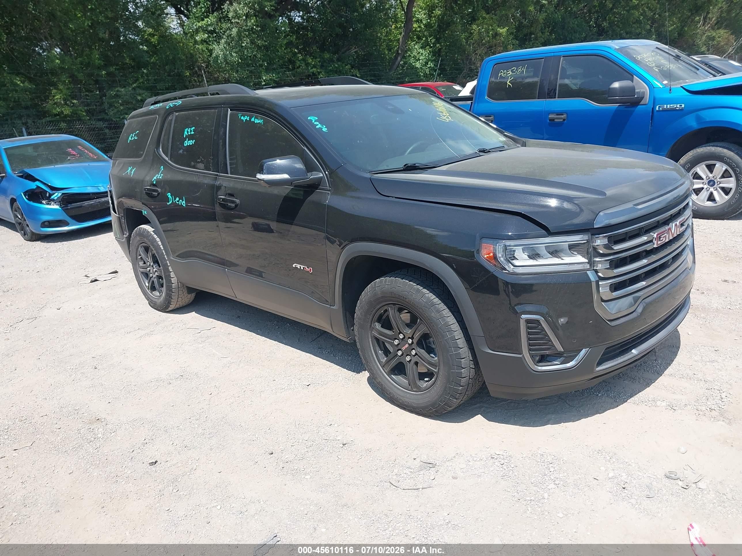 2023 GMC Acadia AT4, VIN 1GKKNLLS4PZ189156 — Зад