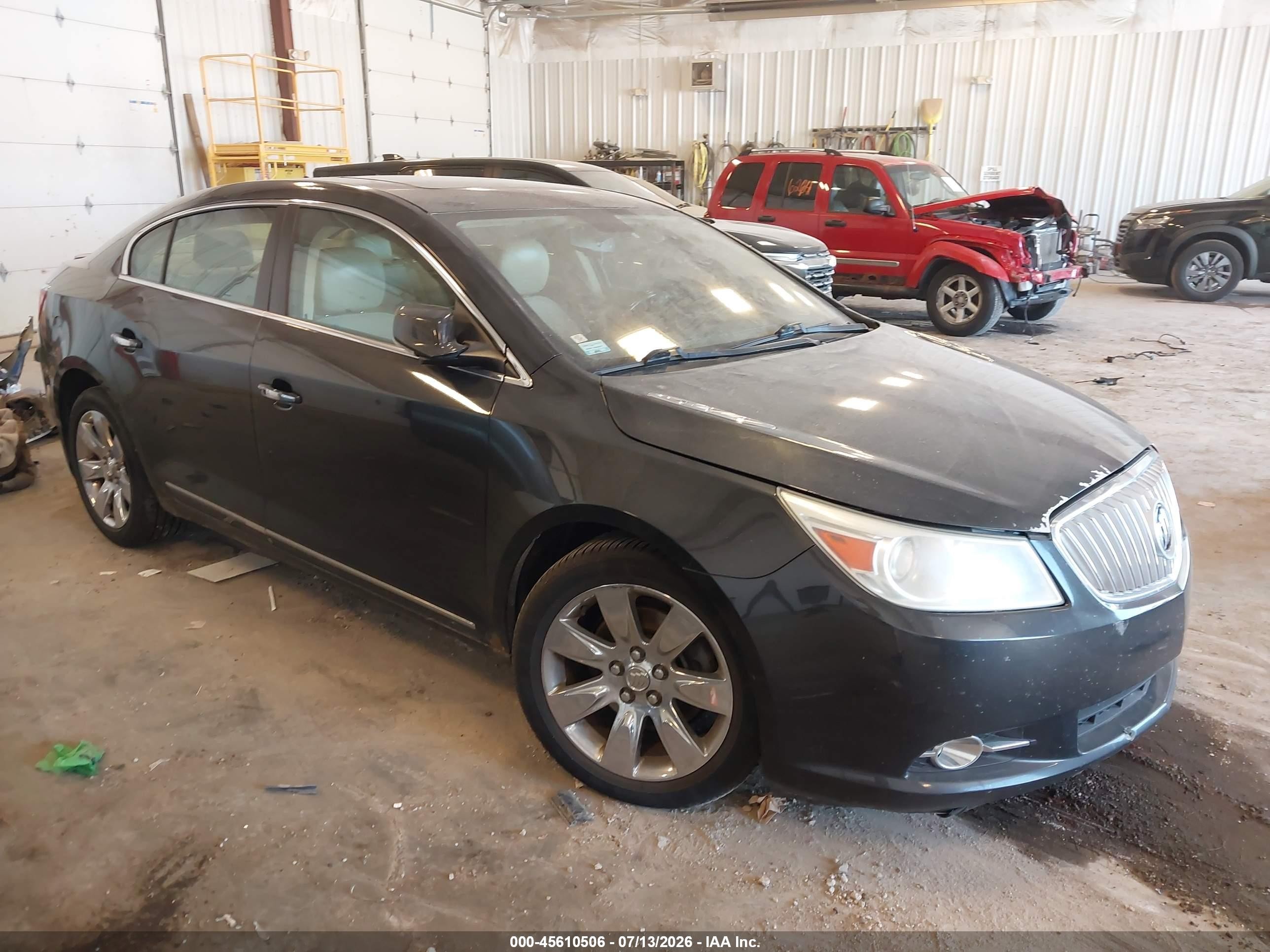 2012 Buick LaCrosse Premium 3, VIN 1G4GH5E39CF215333 — Side