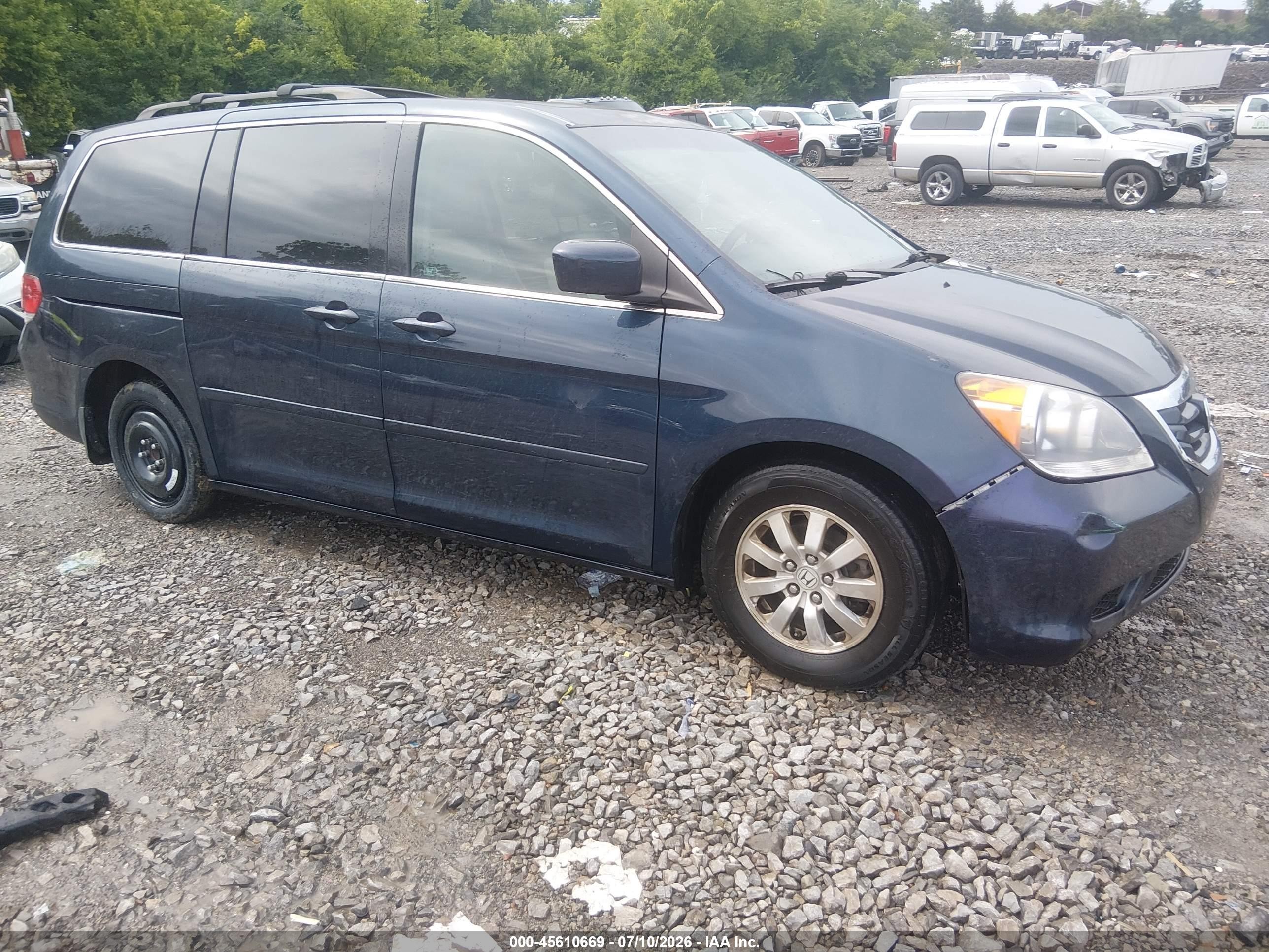 2009 Honda Odyssey EX-L, VIN 5FNRL38769B411693 — Normal wear