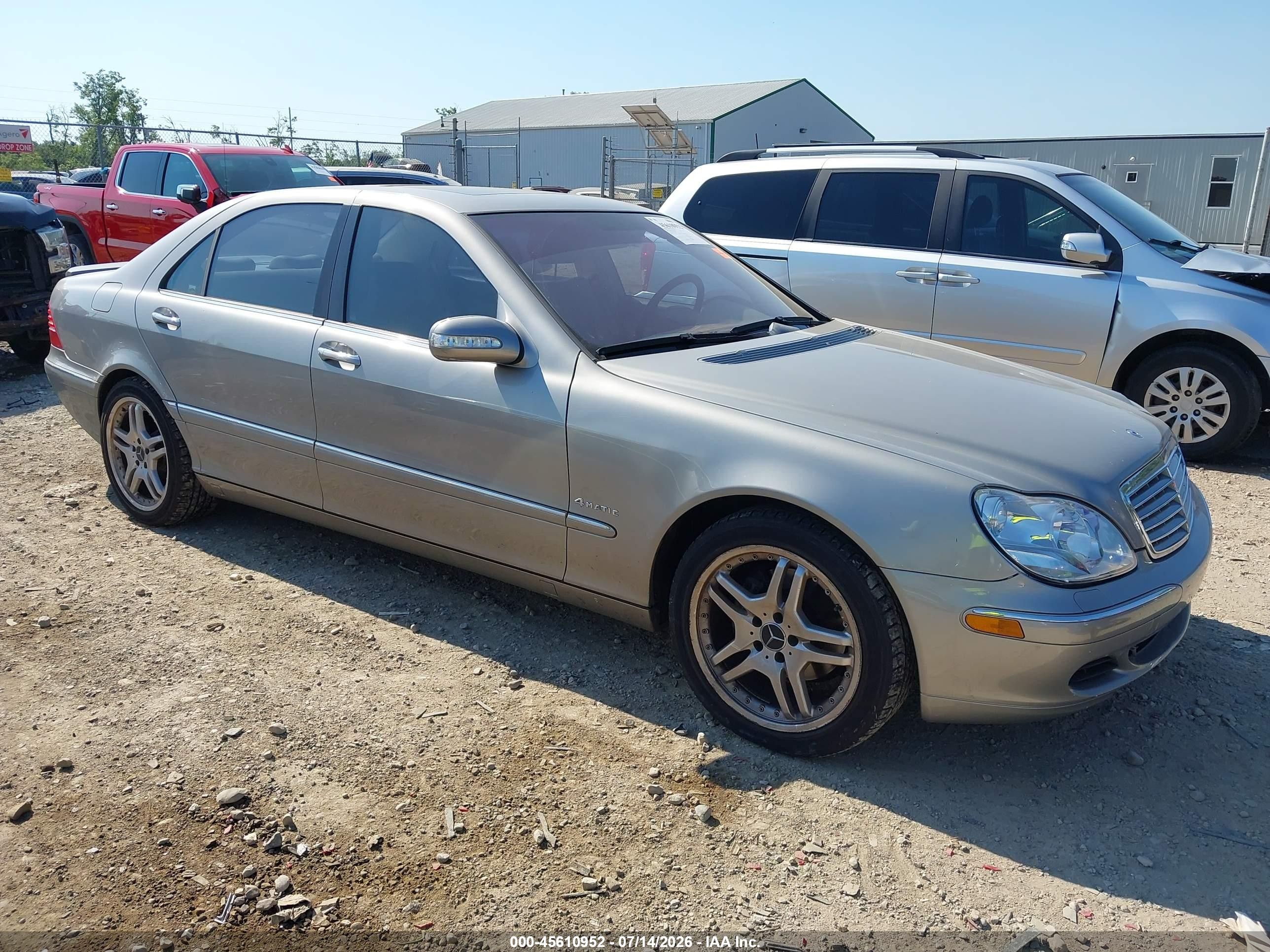 2003 Mercedes-Benz S 430, VIN WDBNG70J83A347527 — Зад