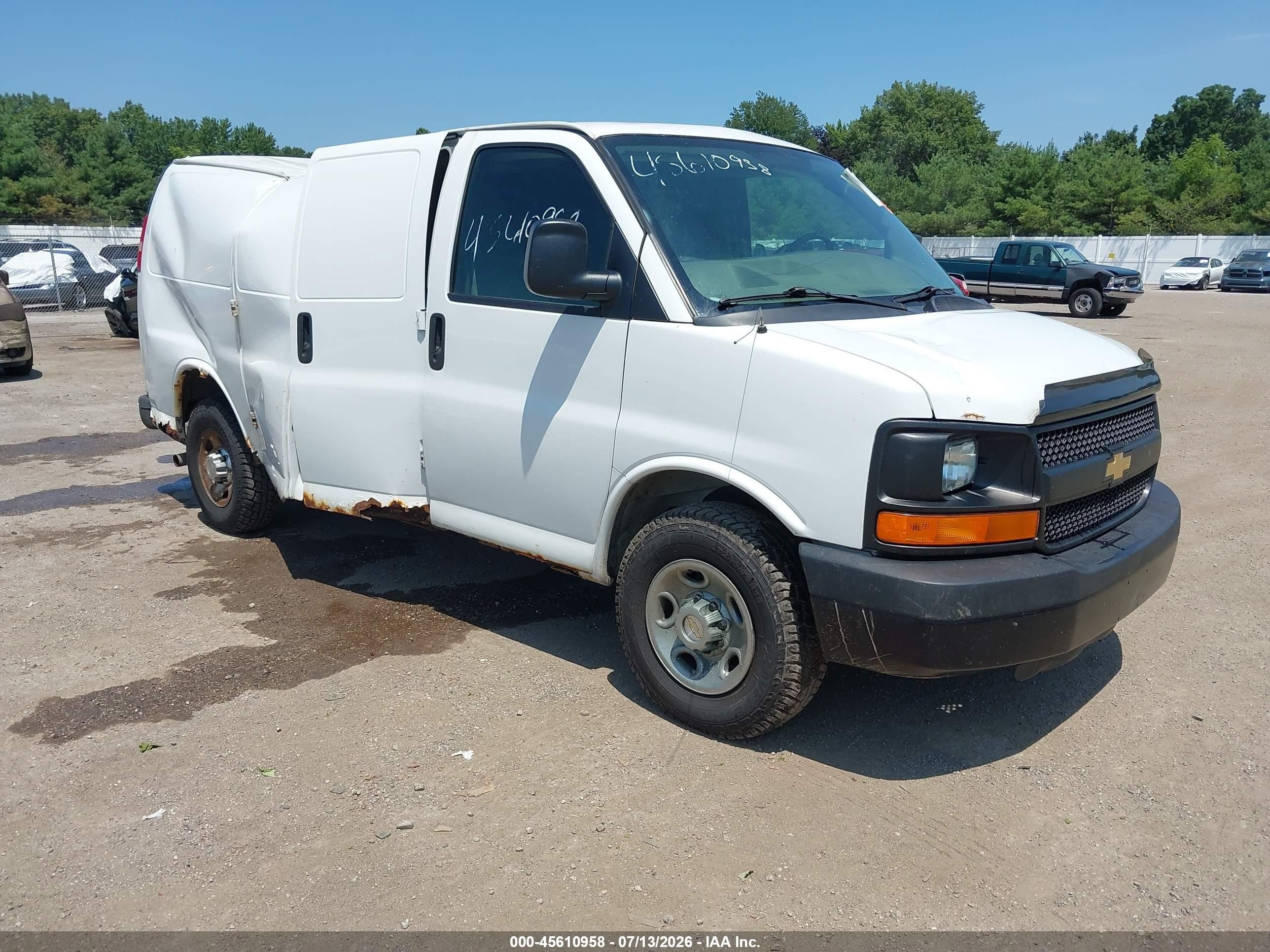 2012 Chevrolet Express Cargo, VIN 1GCWGFCA8C1163426 — Roof