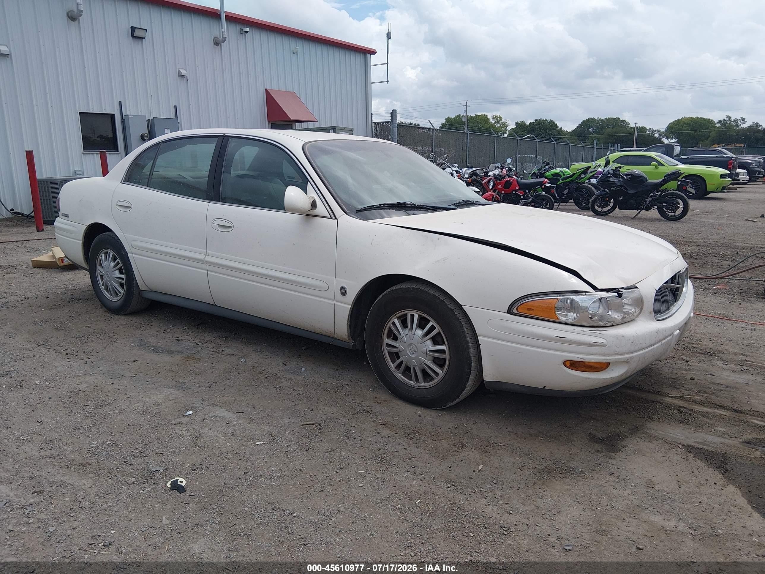 2002 Buick LeSabre Limited, VIN 1G4HR54K62U221174 — Front end