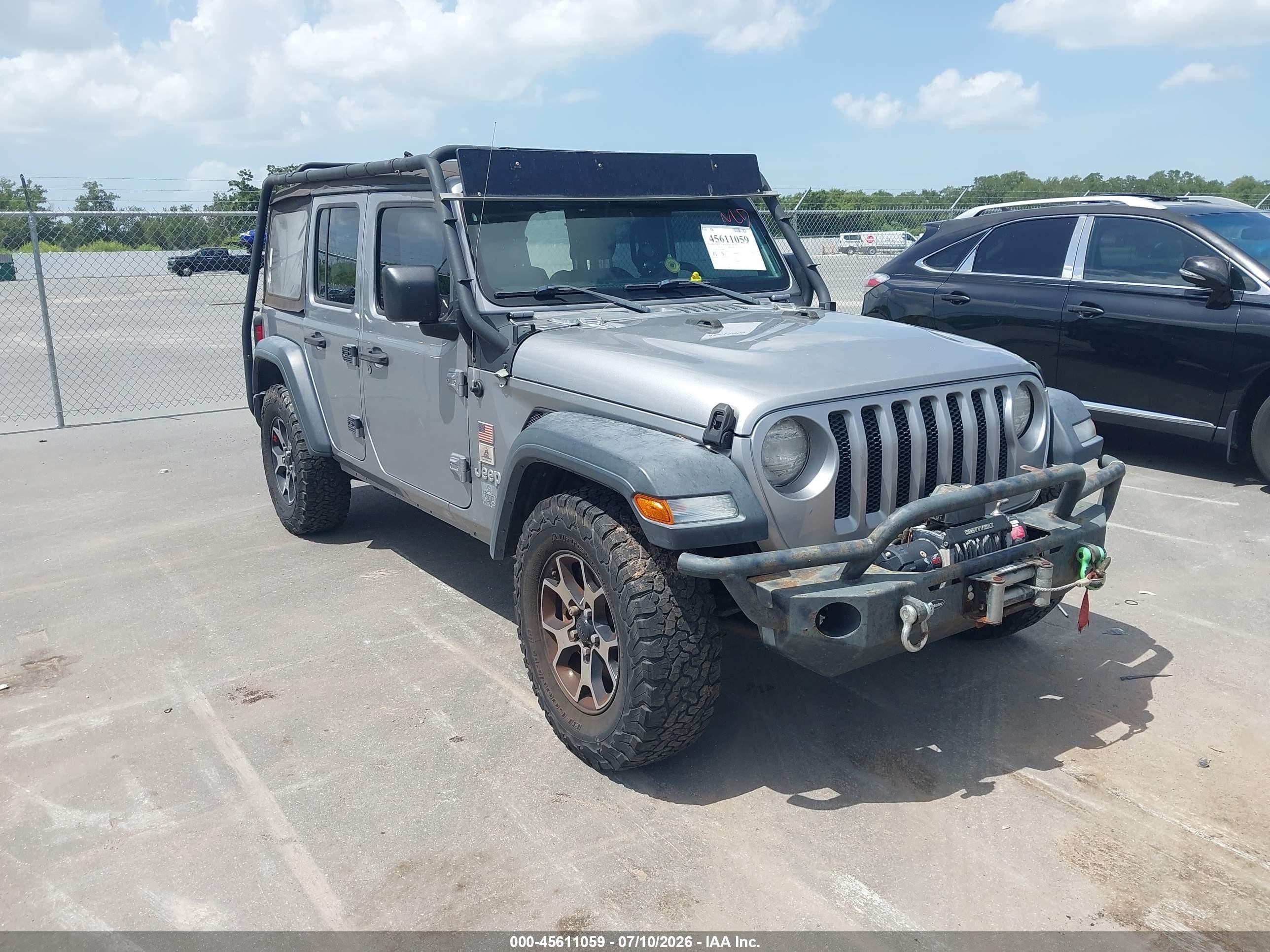 2018 Jeep Wrangler Unlimited Sport, VIN 1C4HJXDG7JW187980 — Normal wear
