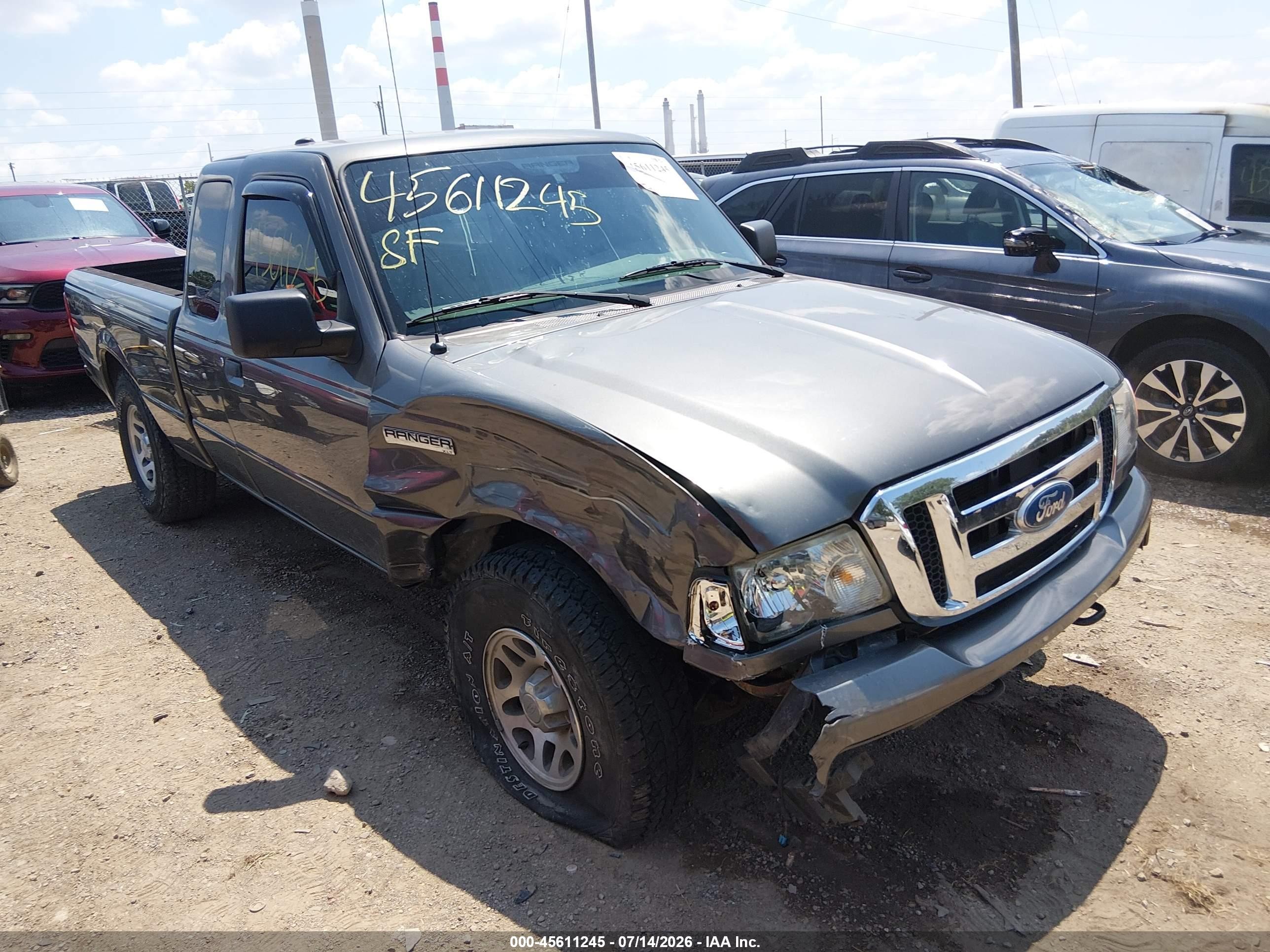 2011 Ford Ranger Sport, VIN 1FTLR4FEXBPA17296 — Front end