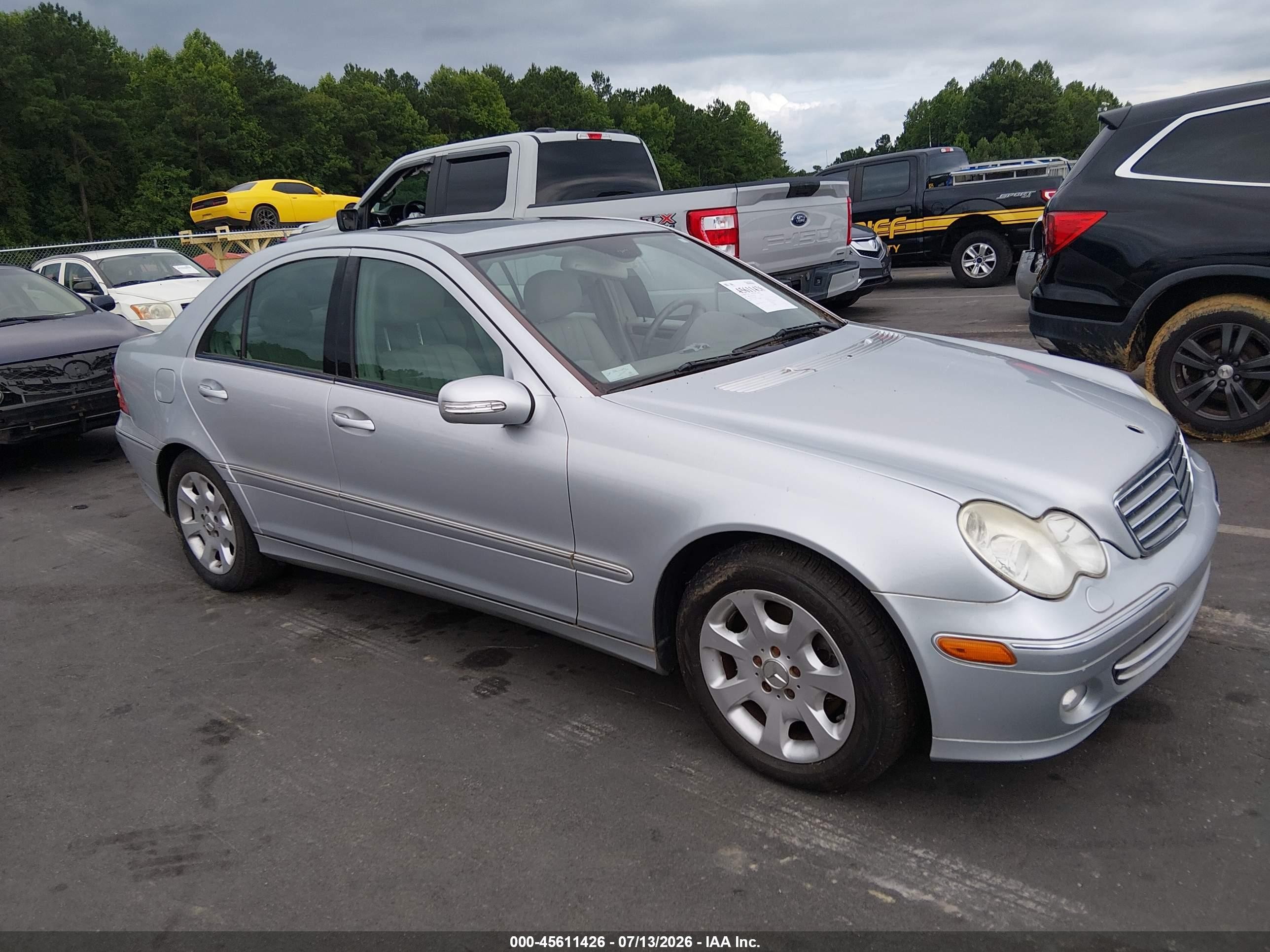 2006 Mercedes-Benz C 280 Luxury, VIN WDBRF92H36F800681 — Normal wear