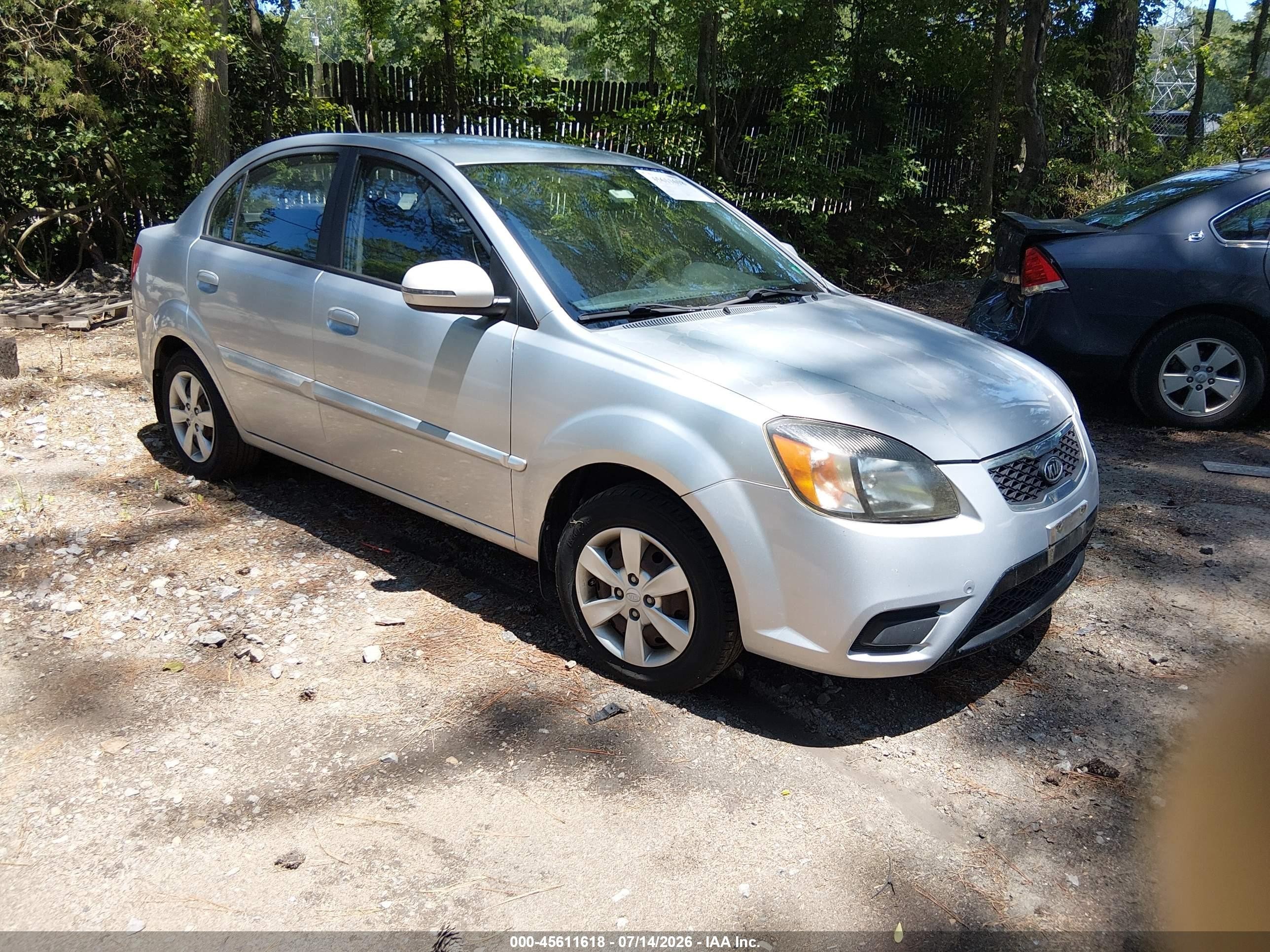2011 Kia Rio LX, VIN KNADH4A3XB6949045 — Обычный износ