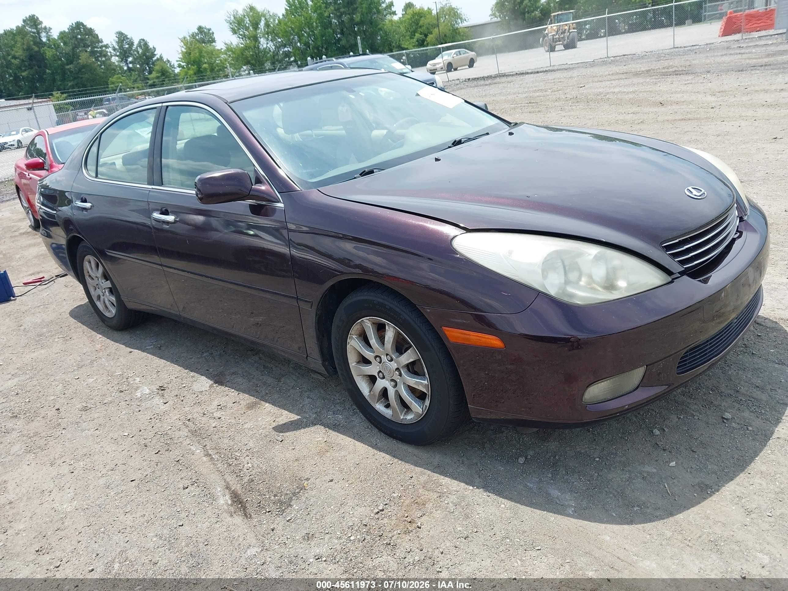 2002 Lexus ES 300, VIN JTHBF30GX25013784 — Normal wear