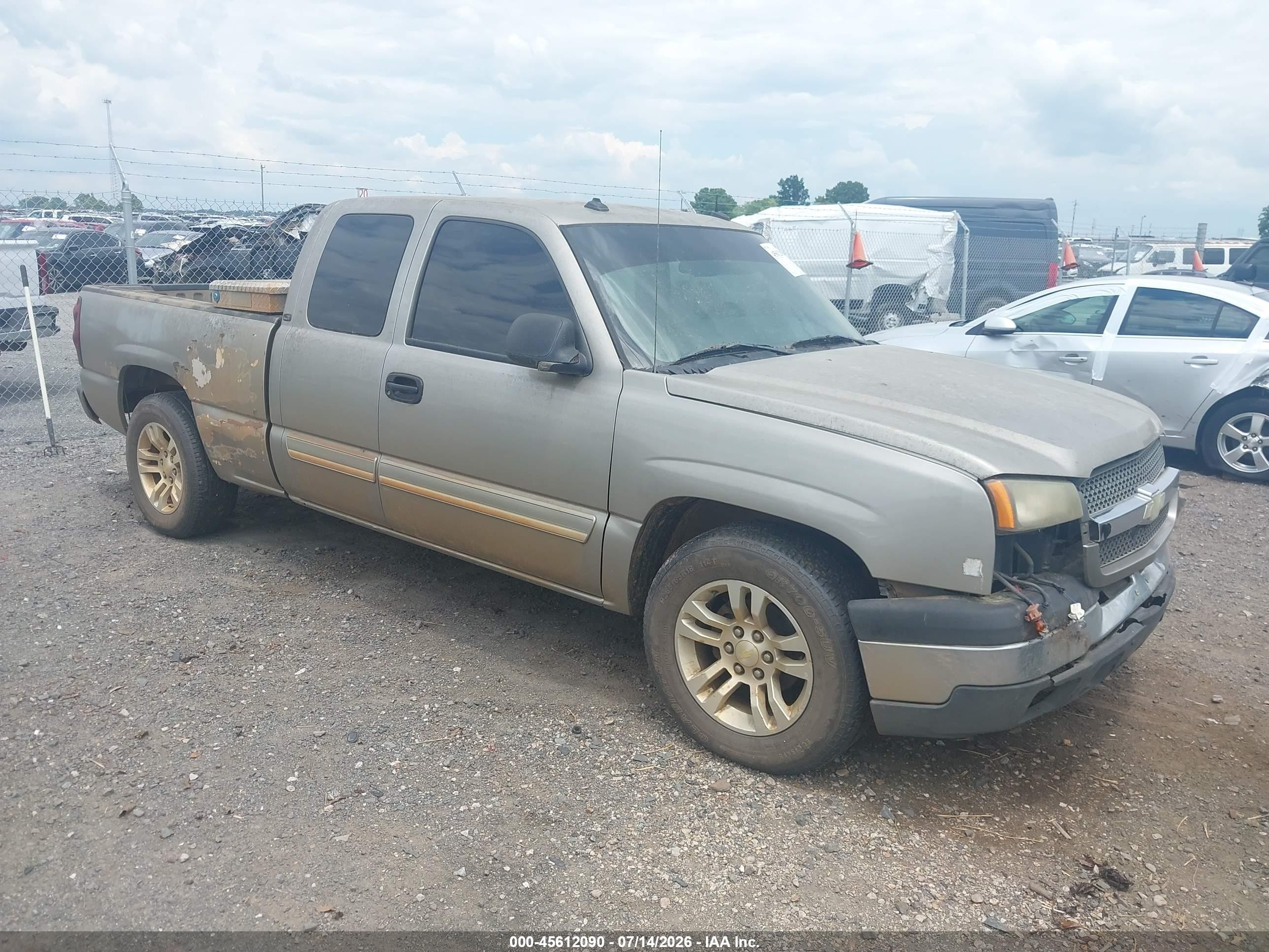 2003 Chevrolet Silverado 1500 LS, VIN 2GCEC19T331368522 — По всему кузову