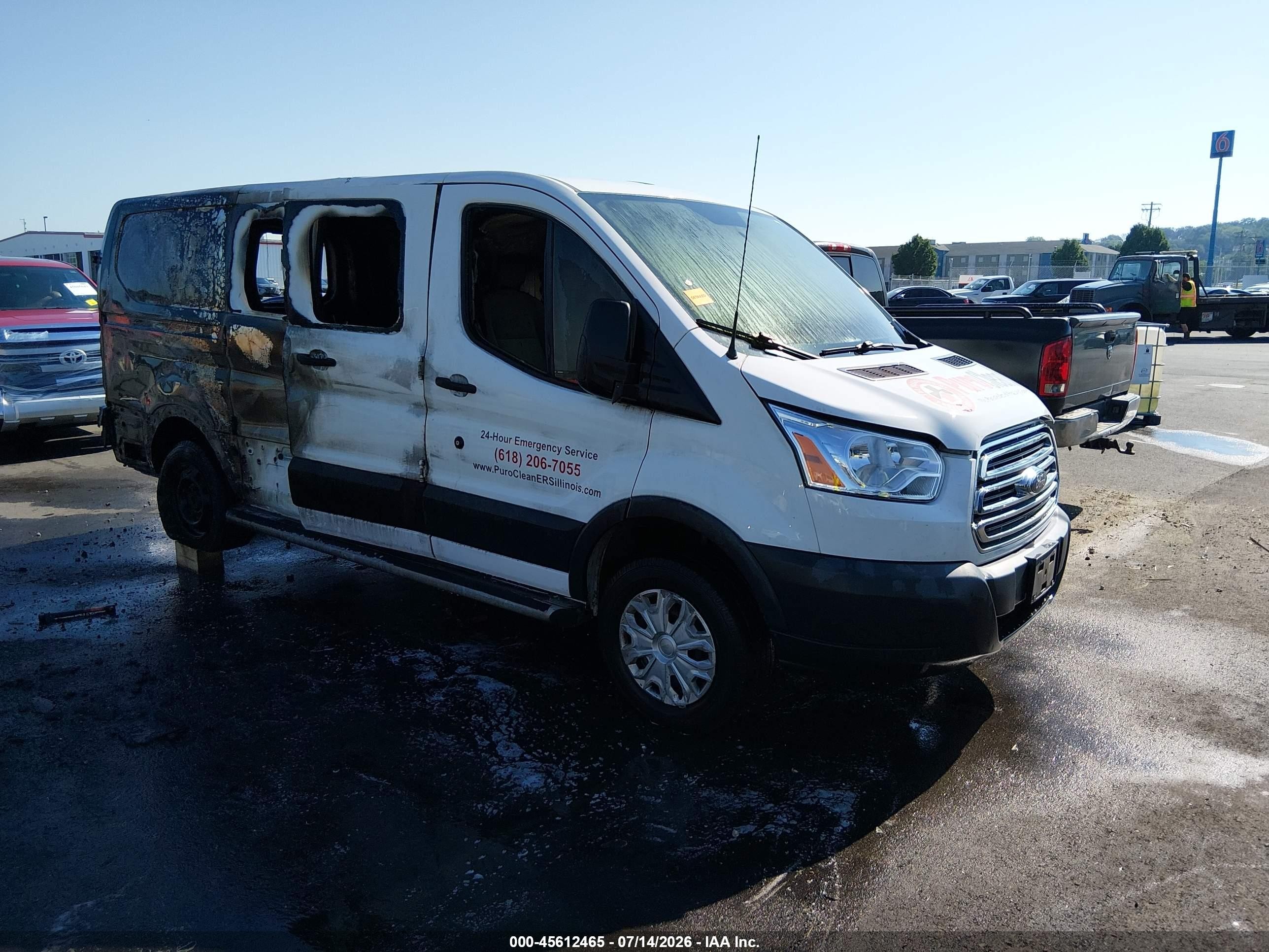 2015 Ford Transit Cargo, VIN 1FTNR1ZM7FKA76707 — Пожар в салоне