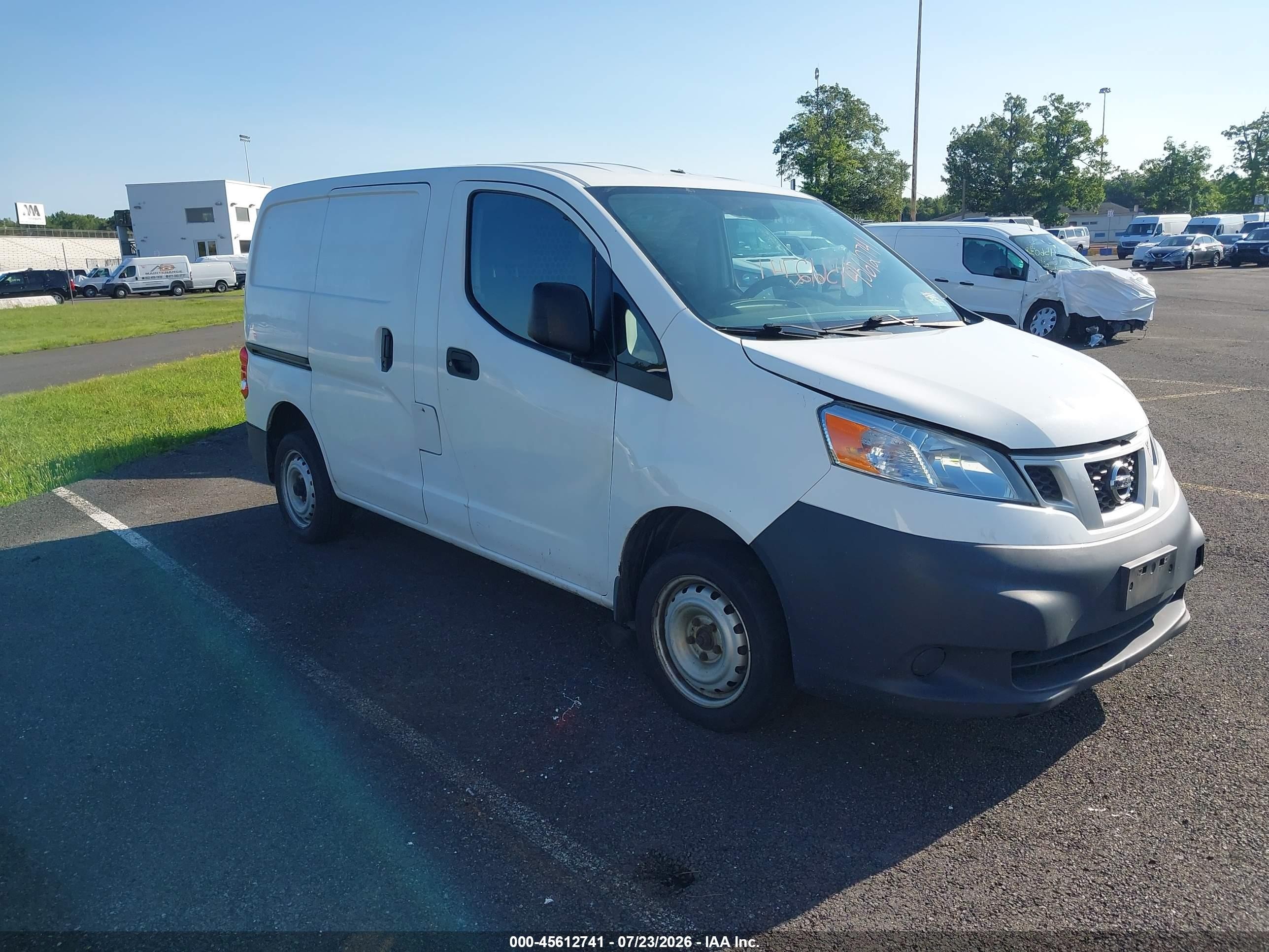 2015 Nissan NV200 S, VIN 3N6CM0KNXFK721824 — Rear end