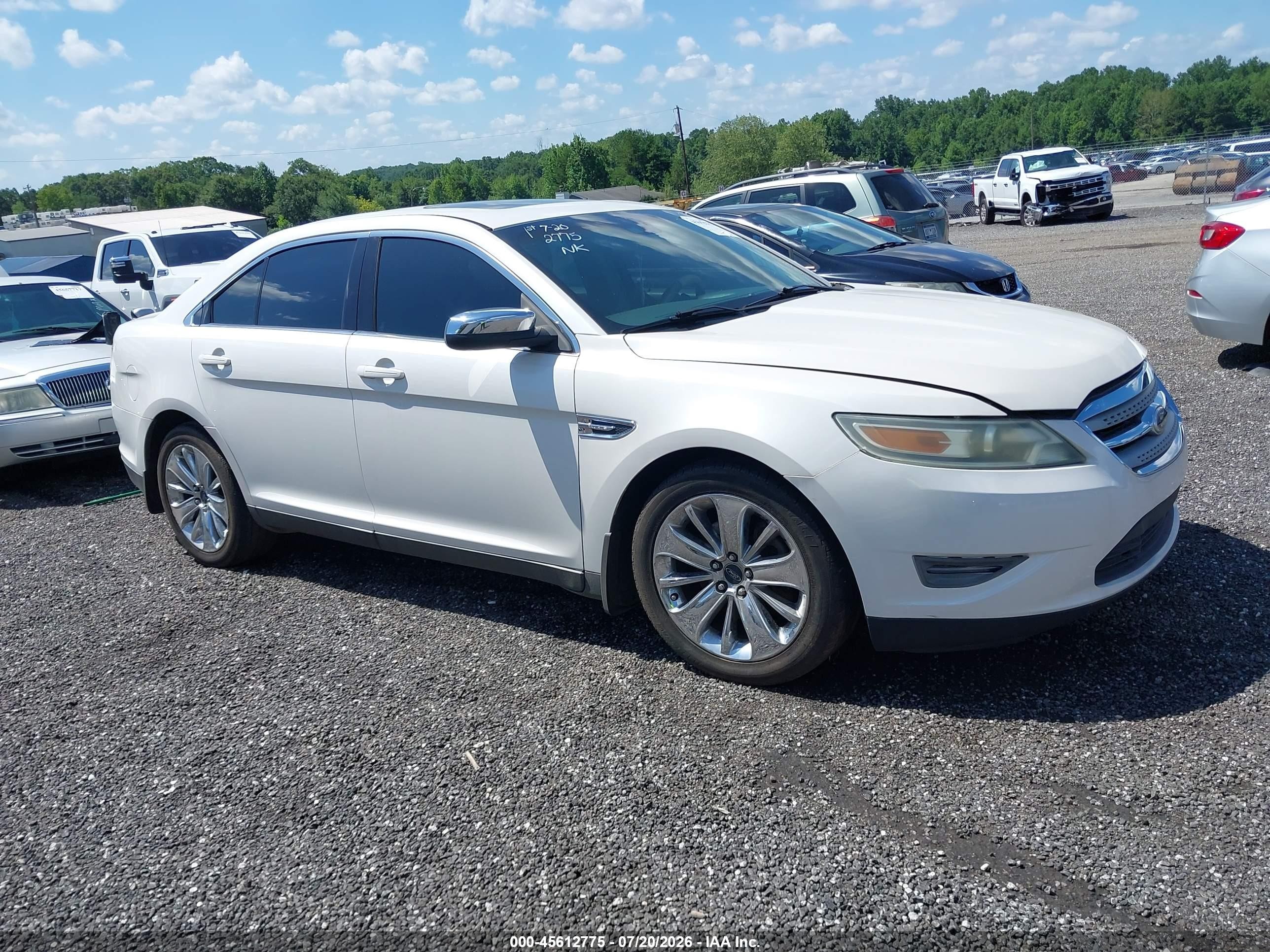 2010 Ford Taurus Limited, VIN 1FAHP2FW9AG157739 — Normal wear