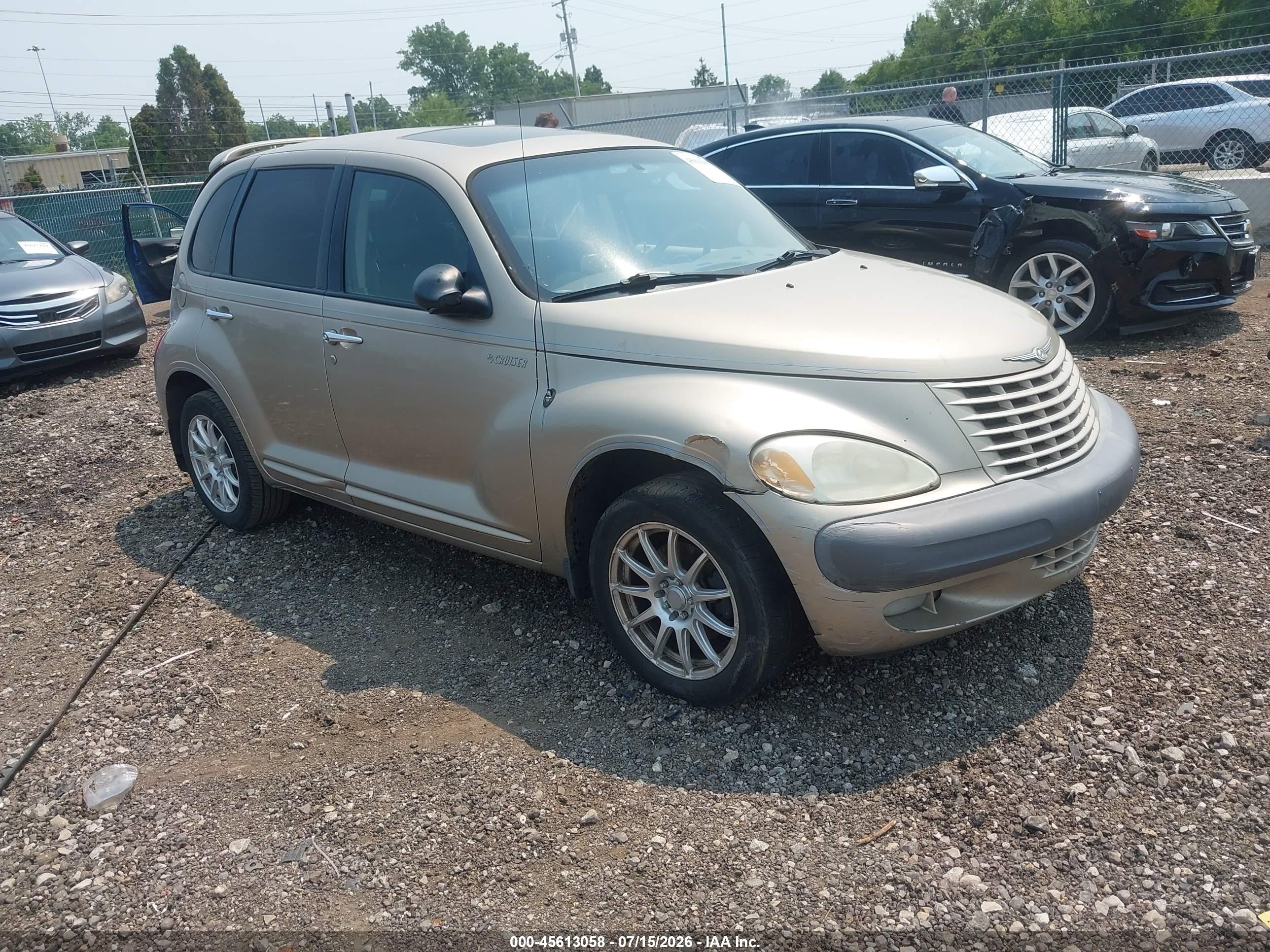 2002 Chrysler PT Cruiser Limited, VIN 3C8FY68B32T302379 — Rear end