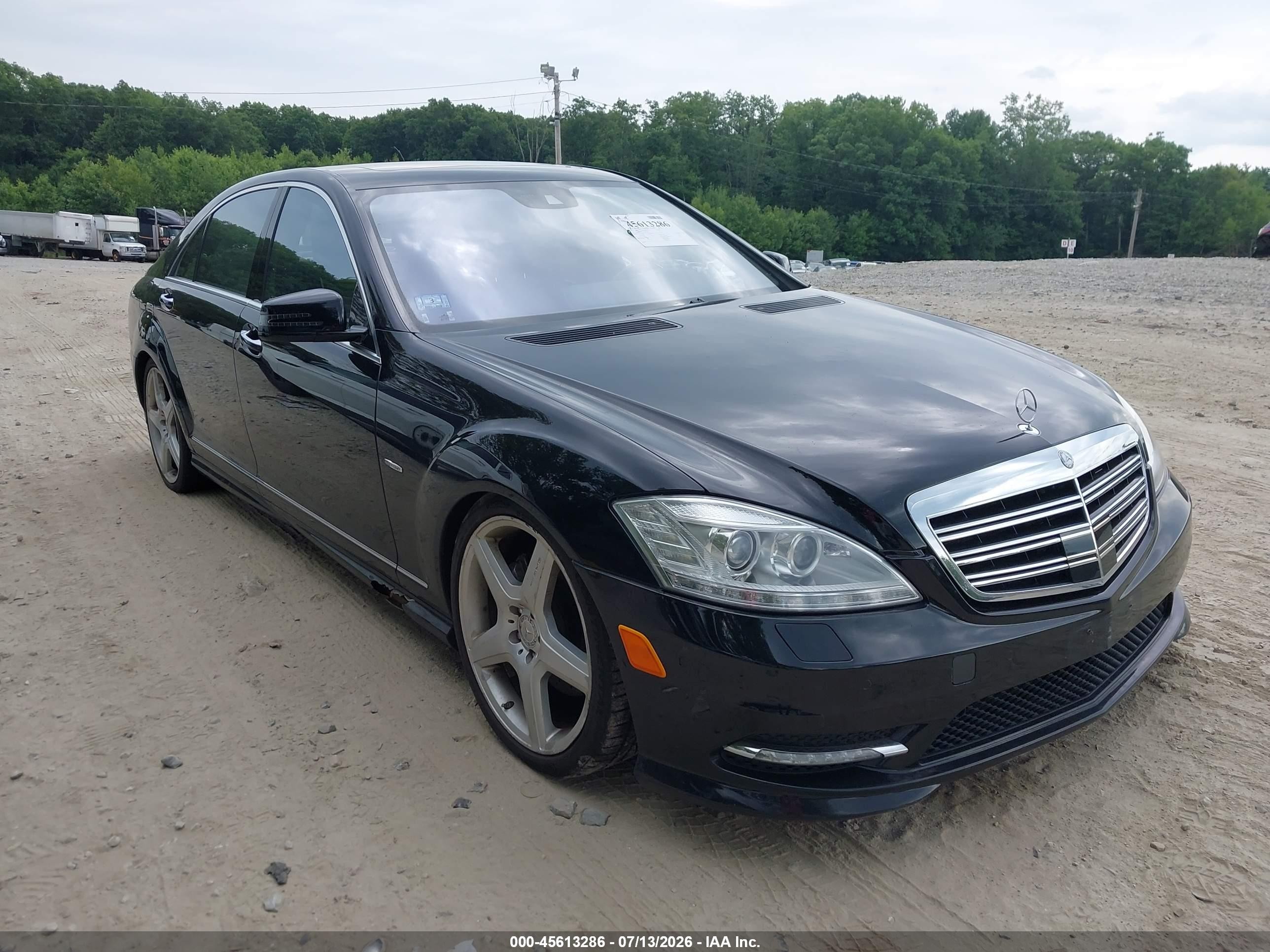 2012 Mercedes-Benz S 550, VIN WDDNG9EB3CA443201 — Normal wear