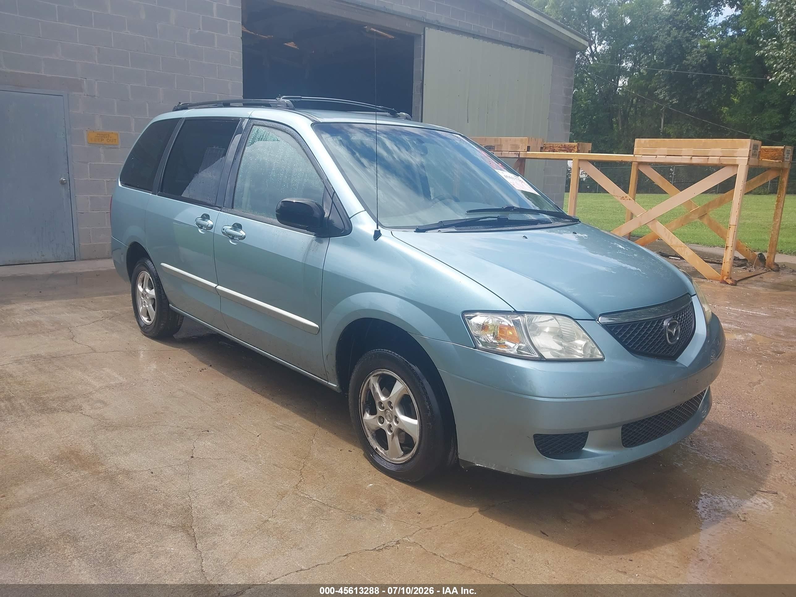 2002 Mazda MPV LX, VIN JM3LW28A520334216 — Normal wear