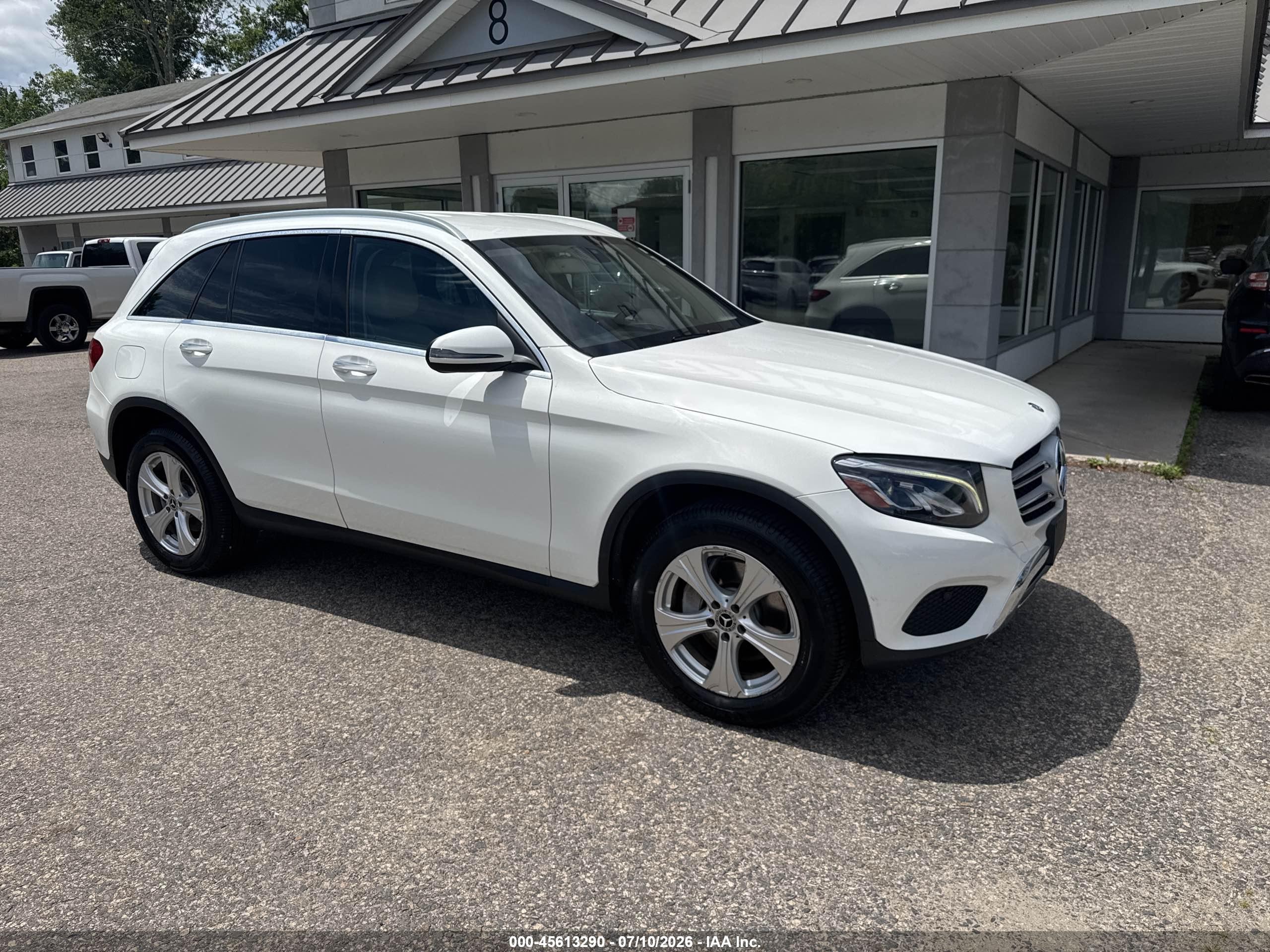 2017 Mercedes-Benz GLC 300, VIN WDC0G4KB7HF242188 — Auction photo